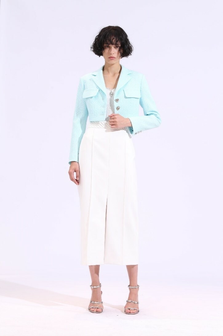 BE10022D1 蔥蔥水波紋提花短外套