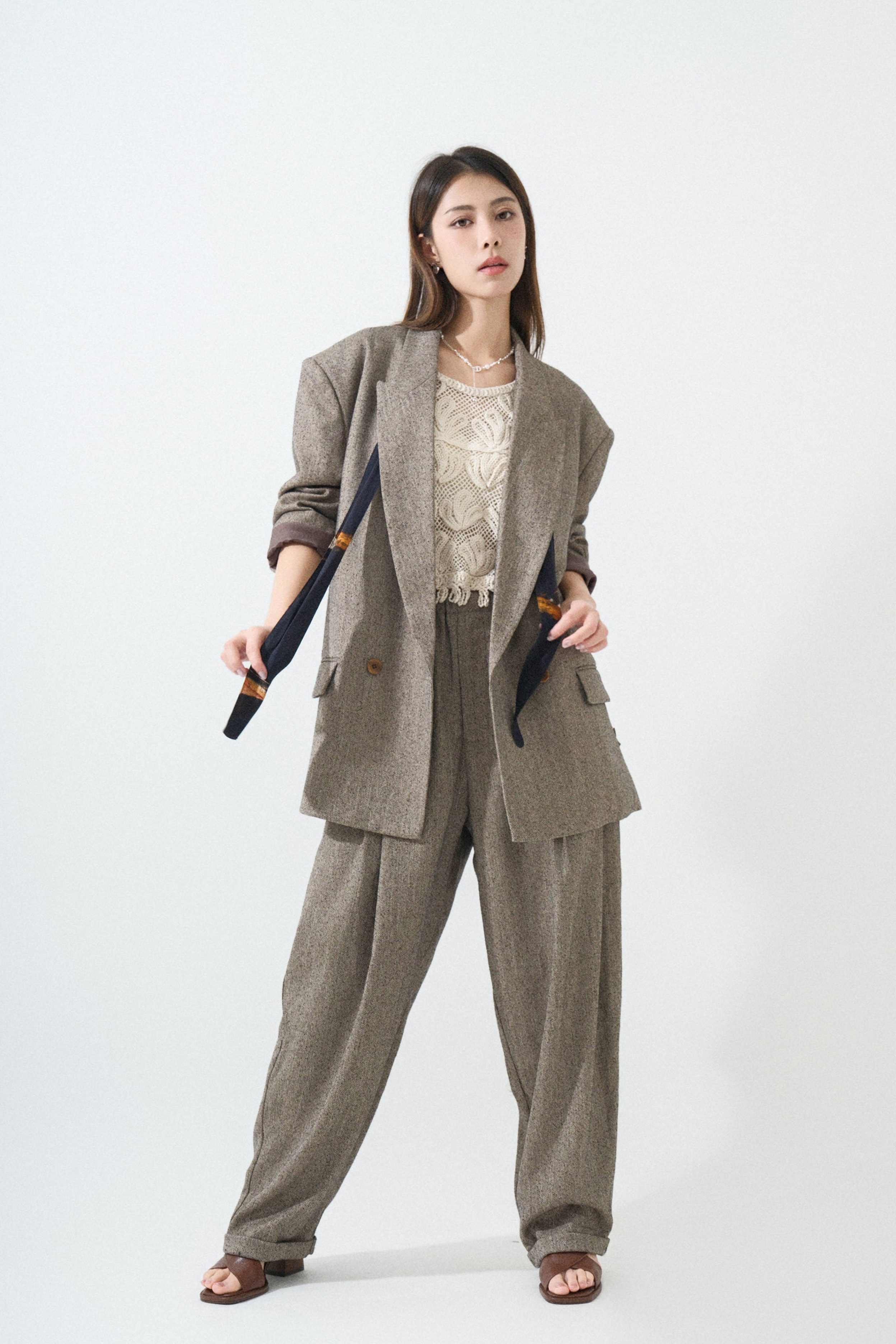 SS25_0044（外套＋上衣＋長褲）