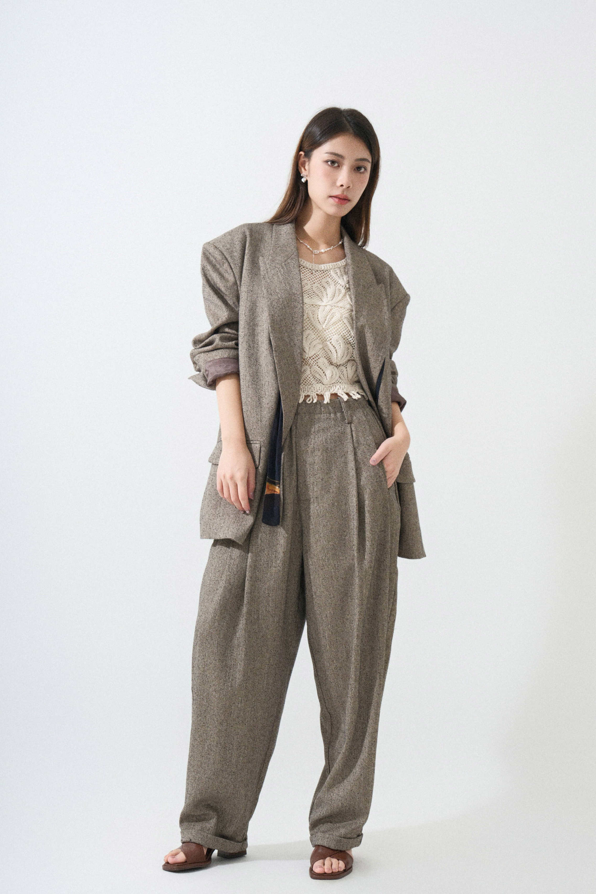 SS25_0044（外套＋上衣＋長褲）