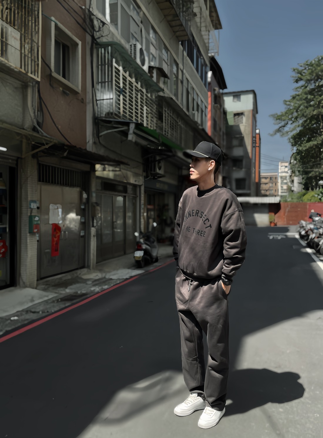 INNERSECT 三生萬物 厚磅純色 直筒微喇長褲 立體標 INN24FWBPT134