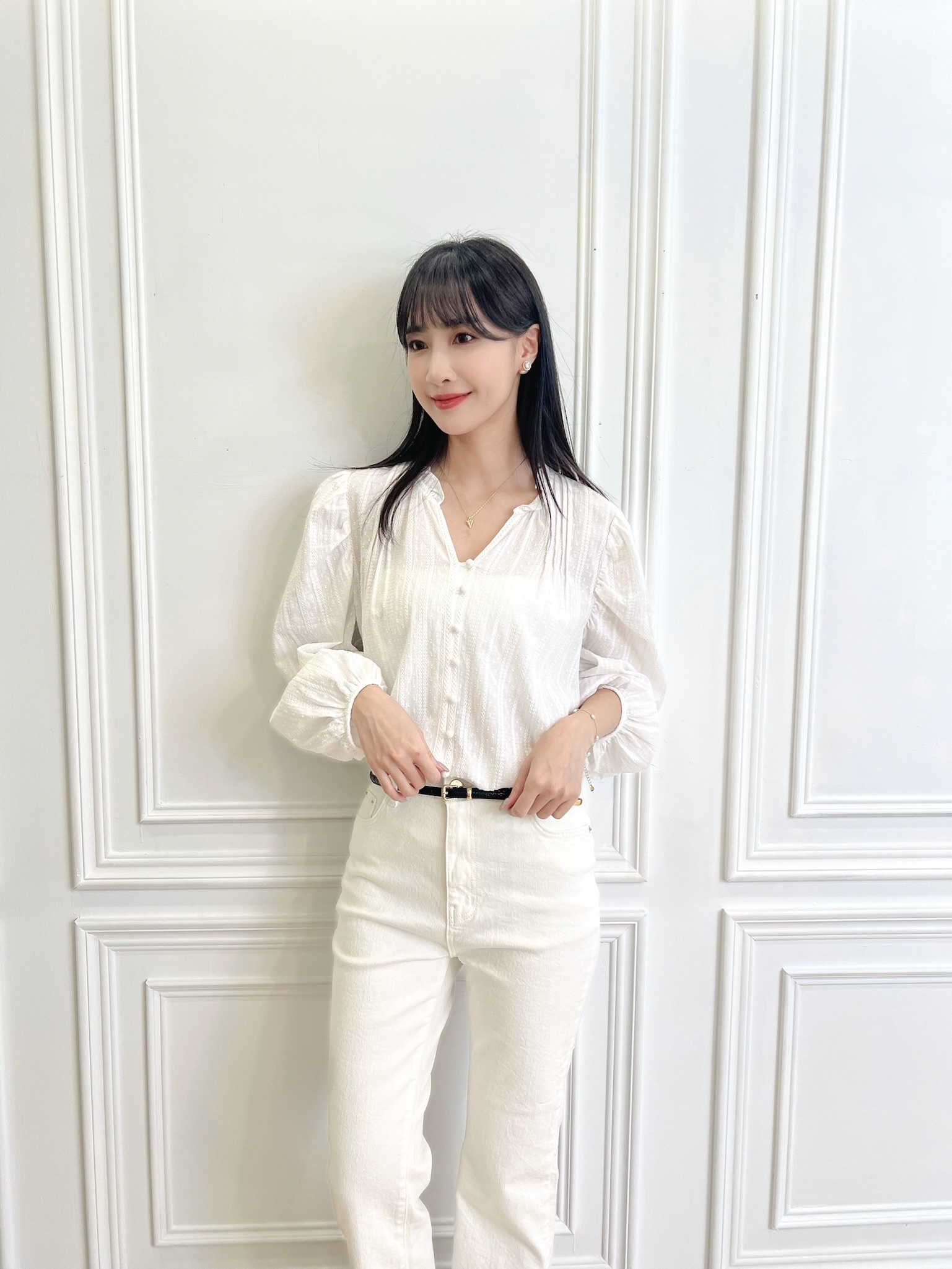 細節感荷葉領襯衫