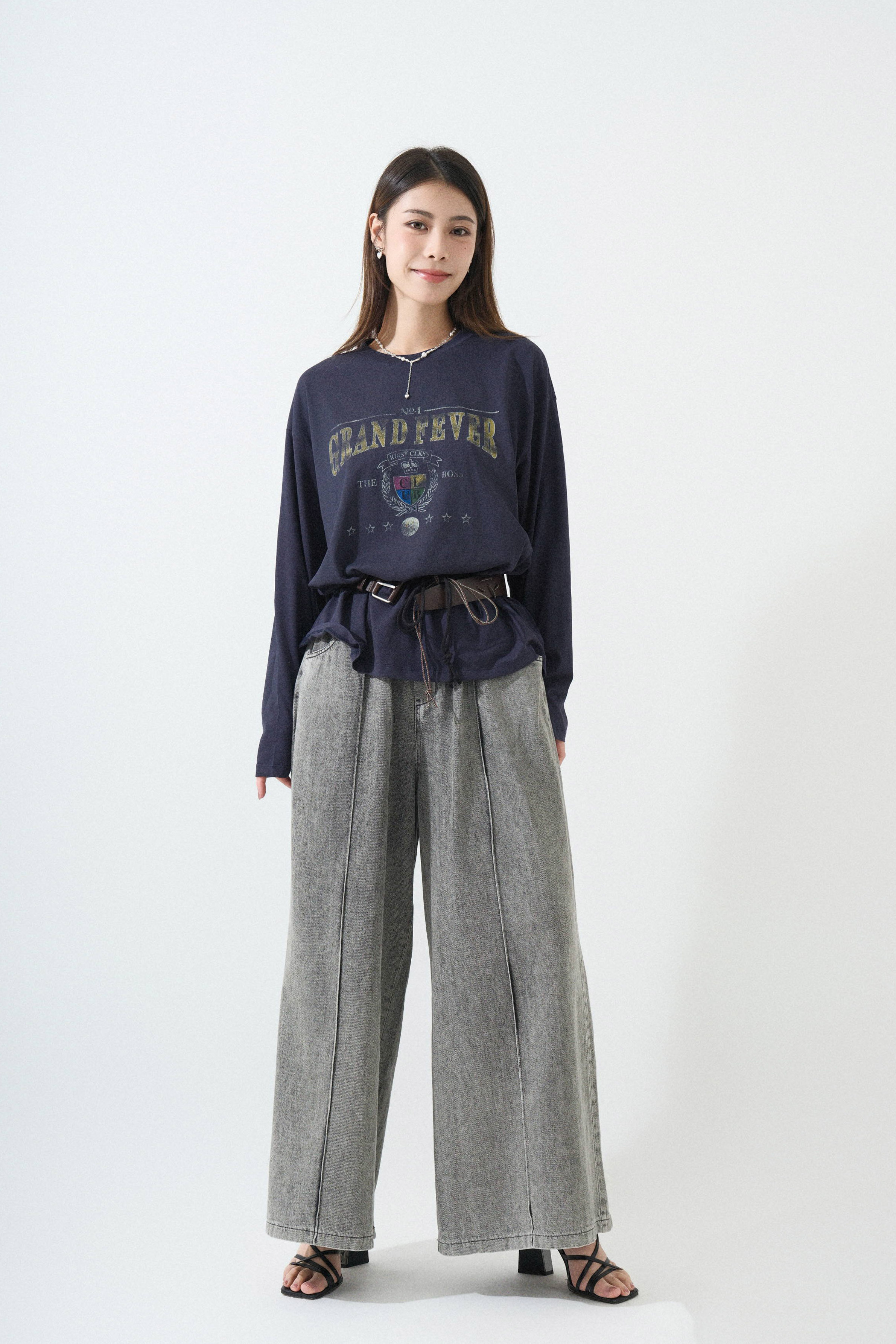 SS25_0056（Tee＋牛仔褲）