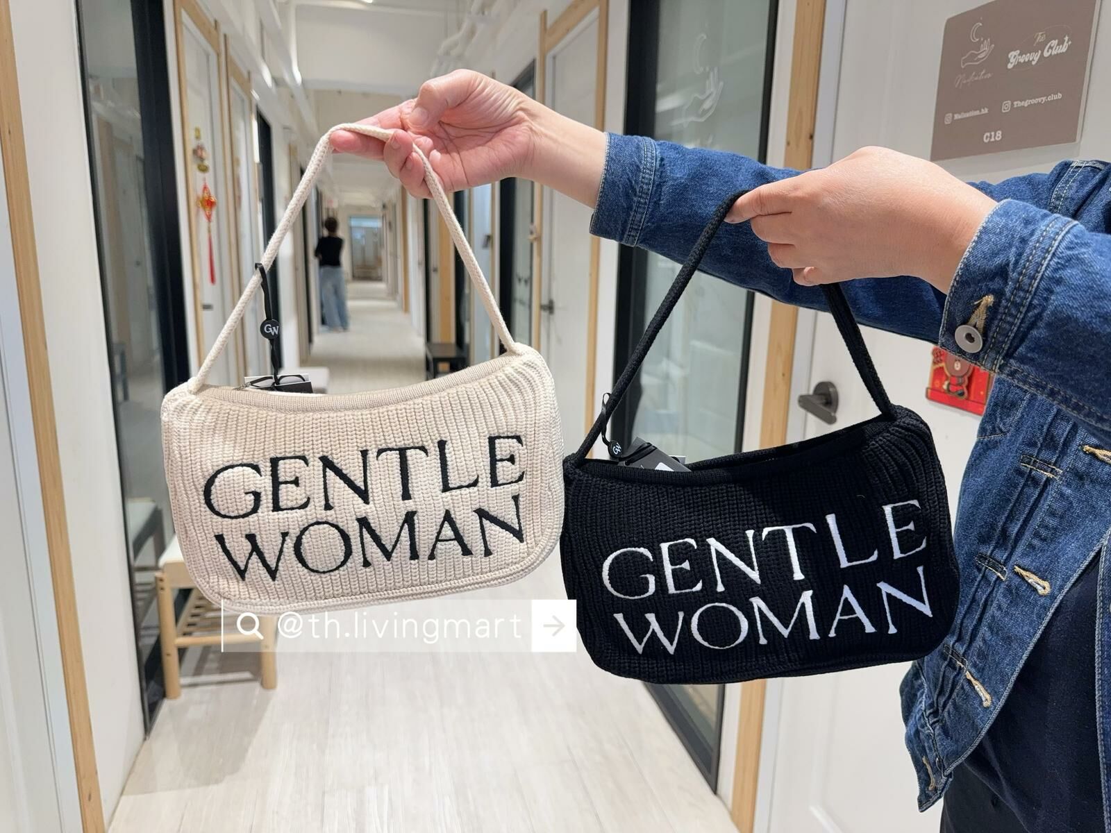 Gentlewoman 腋下包 (黑色/白色）#預訂