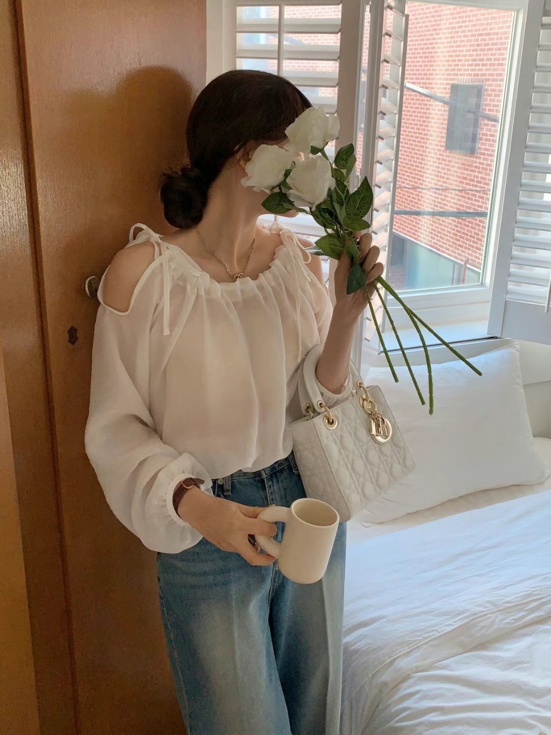 ✨氣質小露肩珠光上衣