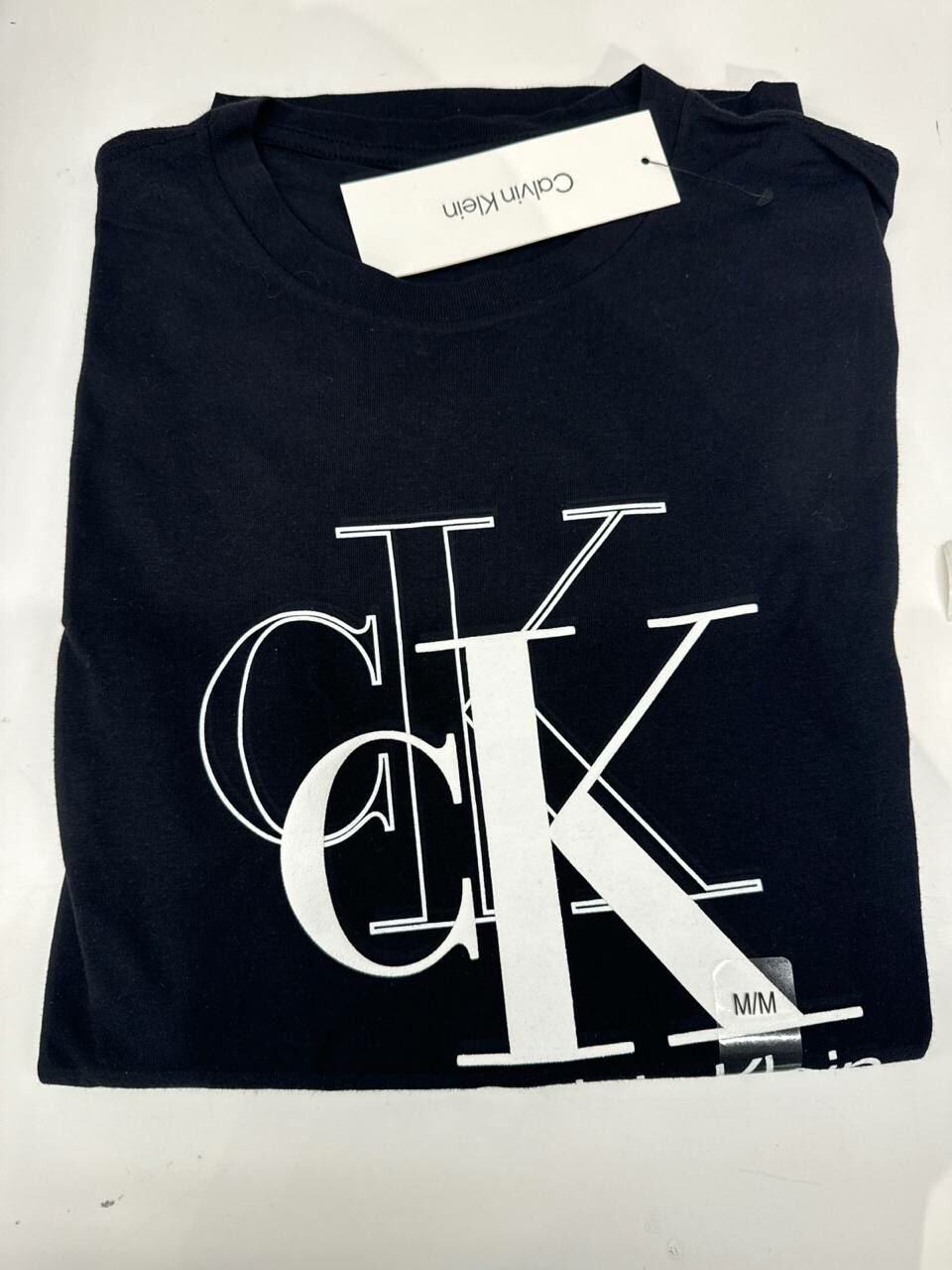 [S] CALVIN KLEIN CONTRAST MONOGRAM LOGO SLIM FIT CREWNECK T-SHIRT,BLACK, 4R8054S-001 (SCK702)