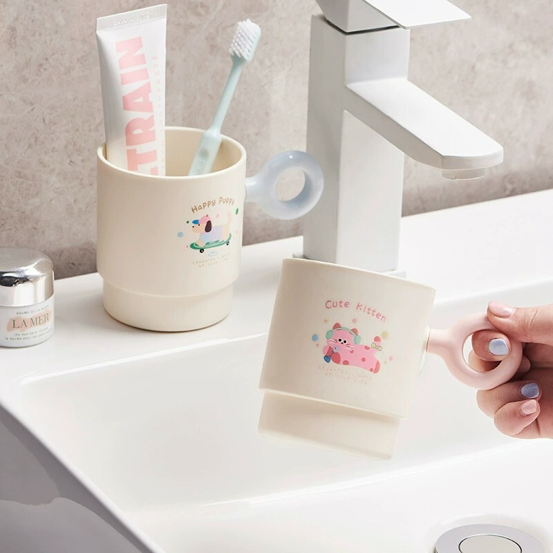 《5797》卡通滑板臘腸狗刷牙漱口杯