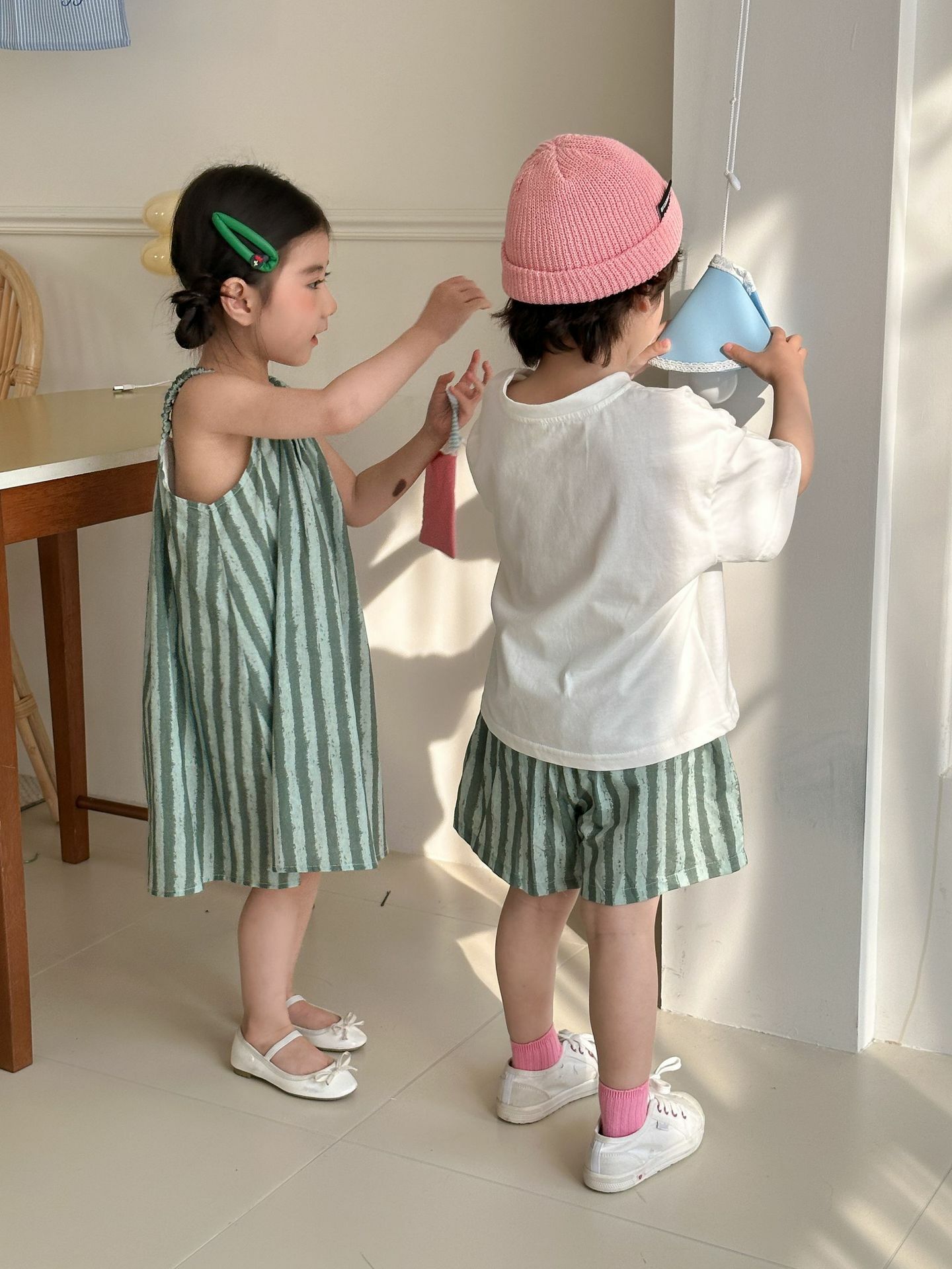 25 夏 童趣西瓜吊帶洋裝