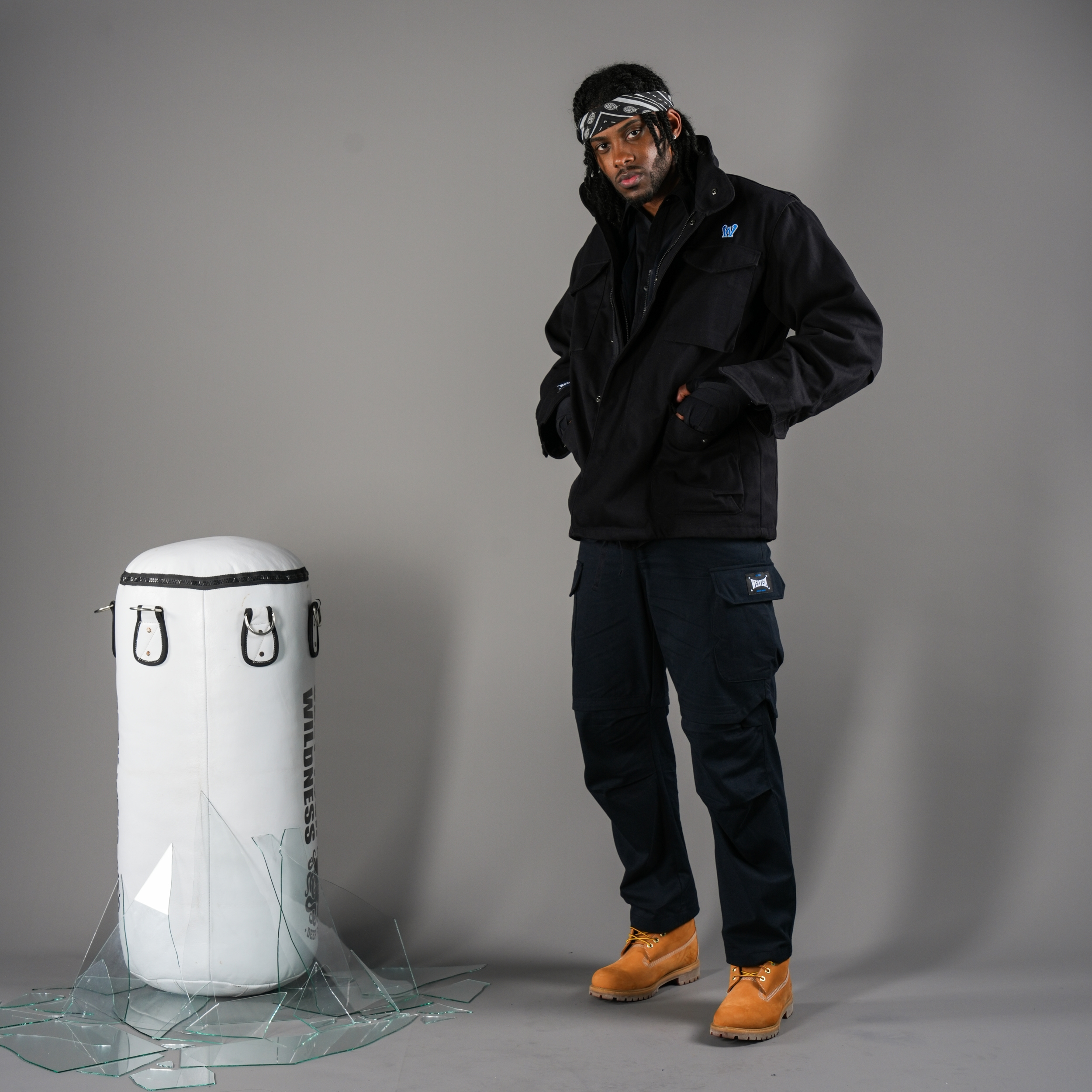 拳魂重磅連帽外套-漆黑