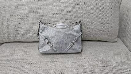 GI37 -T