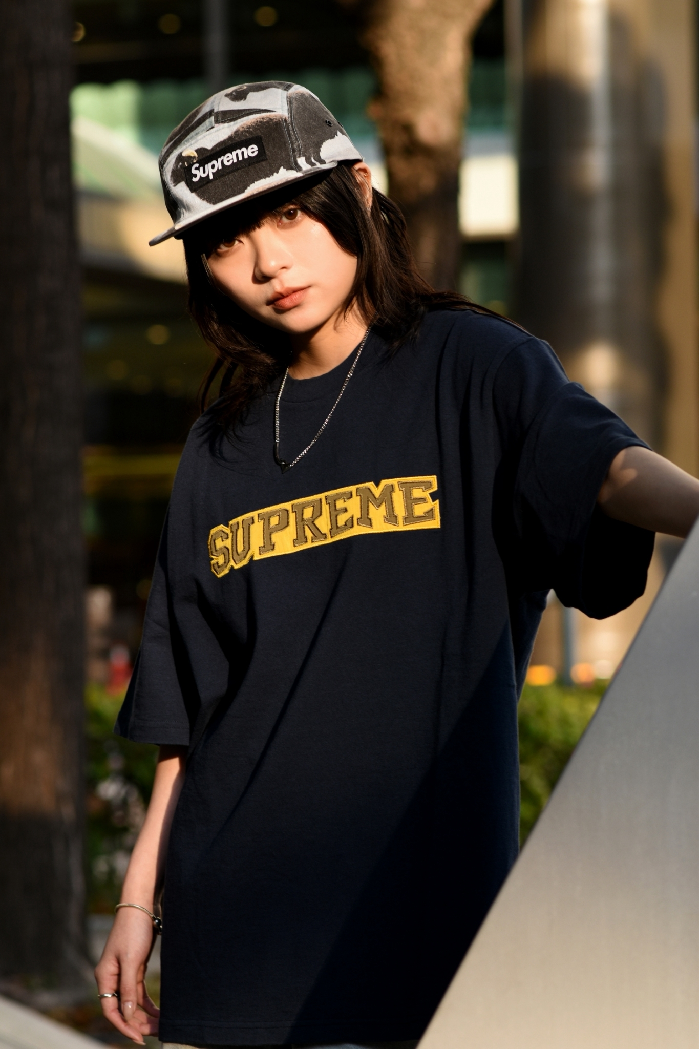 ☆ETW☆【EASY TO WEAR】SUPREME 25SS Satin Appliqué S/S Top 短t 刺繡 貼布