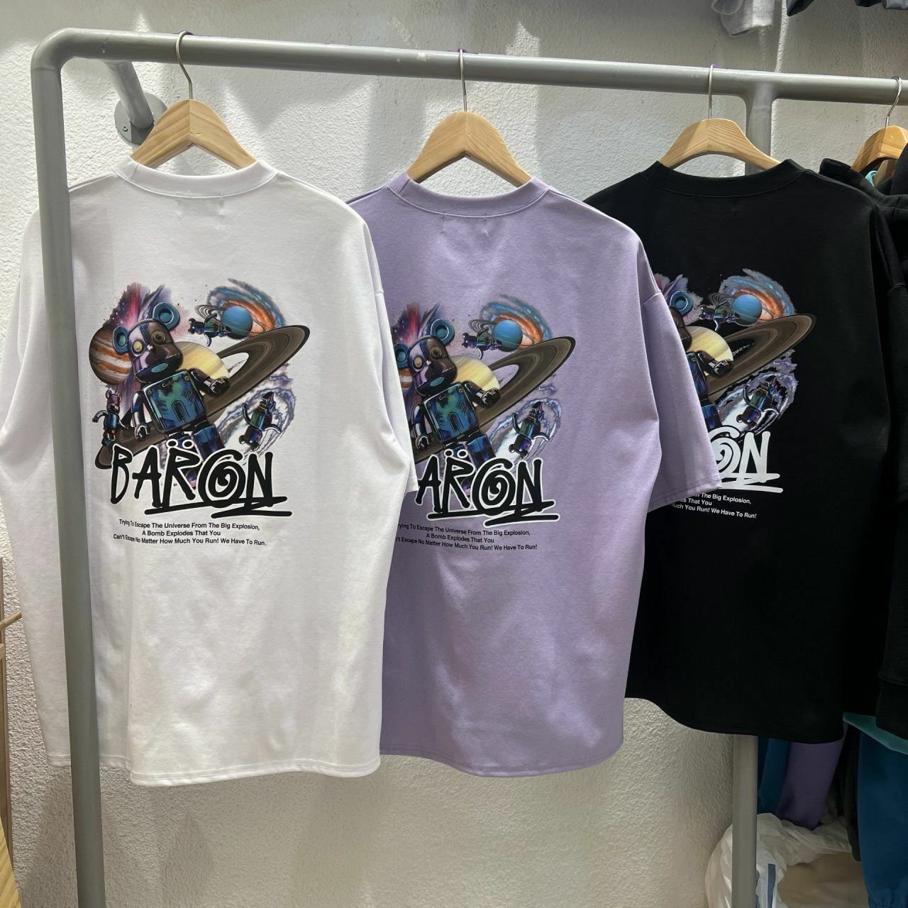 熊仔圖案英文字短袖Tee BARON-153T