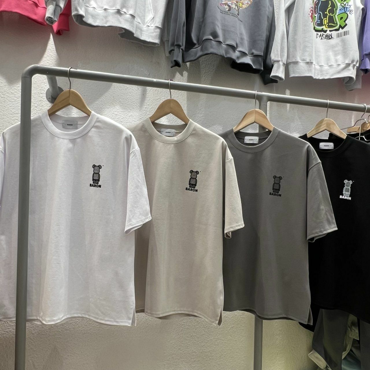 3M反光熊仔圖案英文字短袖Tee BARON-157T