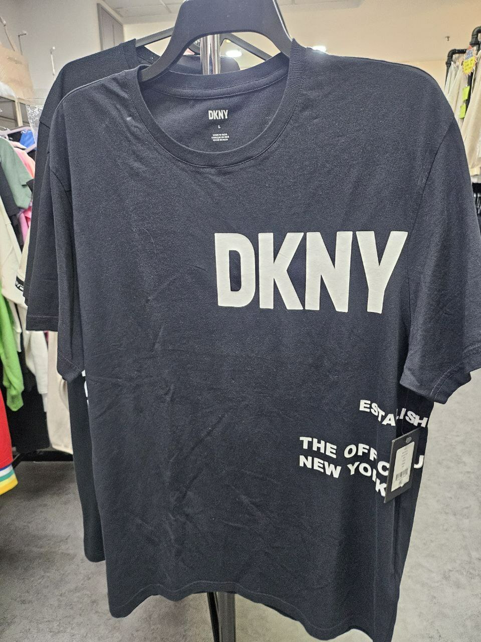 [S] DKNY MENS LOGO SIDE PRINT T-SHIRT,BLACK, M2410113-BLK (SD1245)