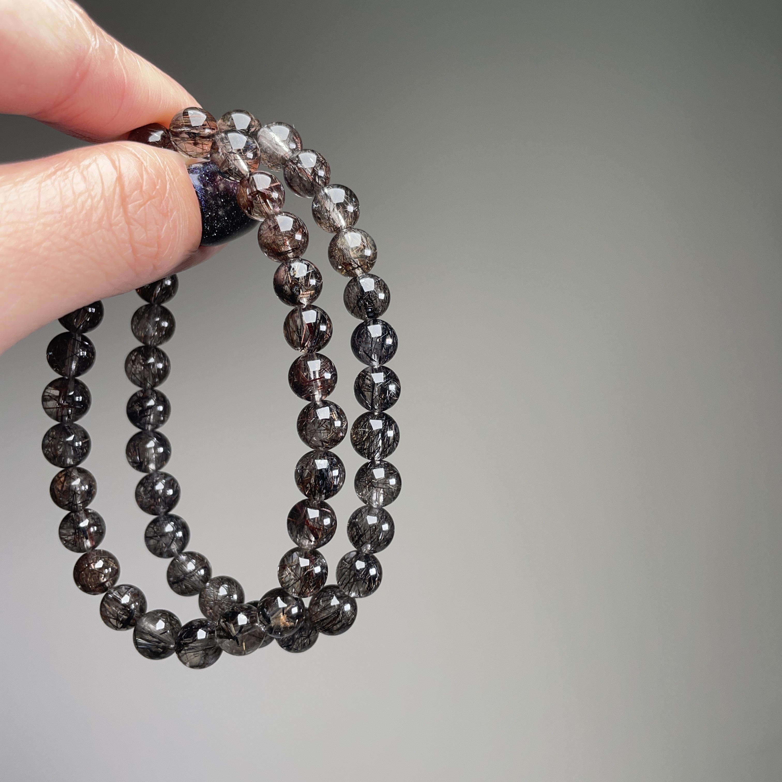 銅墨流雲 · 黑銅髮晶