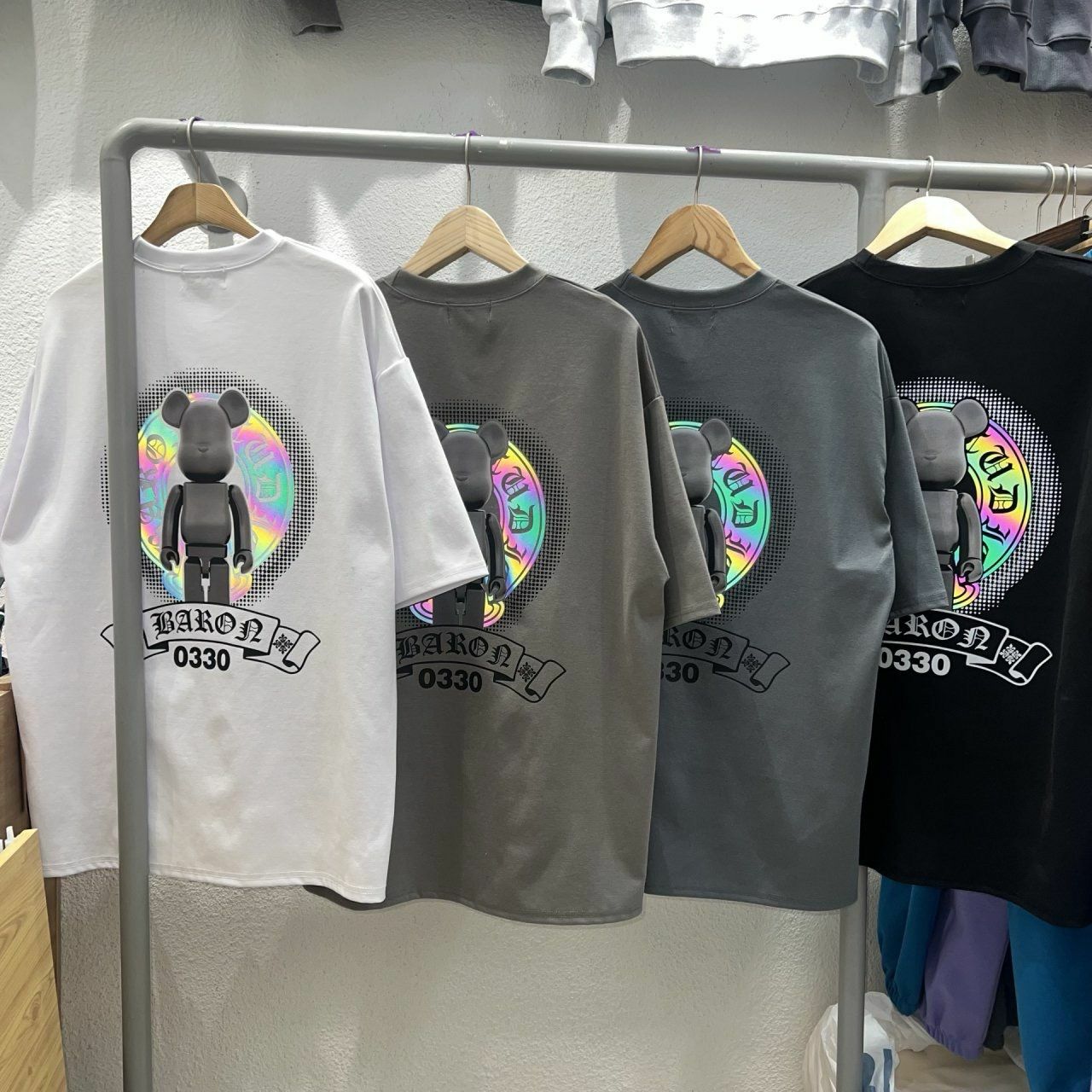 3M反光熊仔圖案英文字短袖Tee BARON-159T