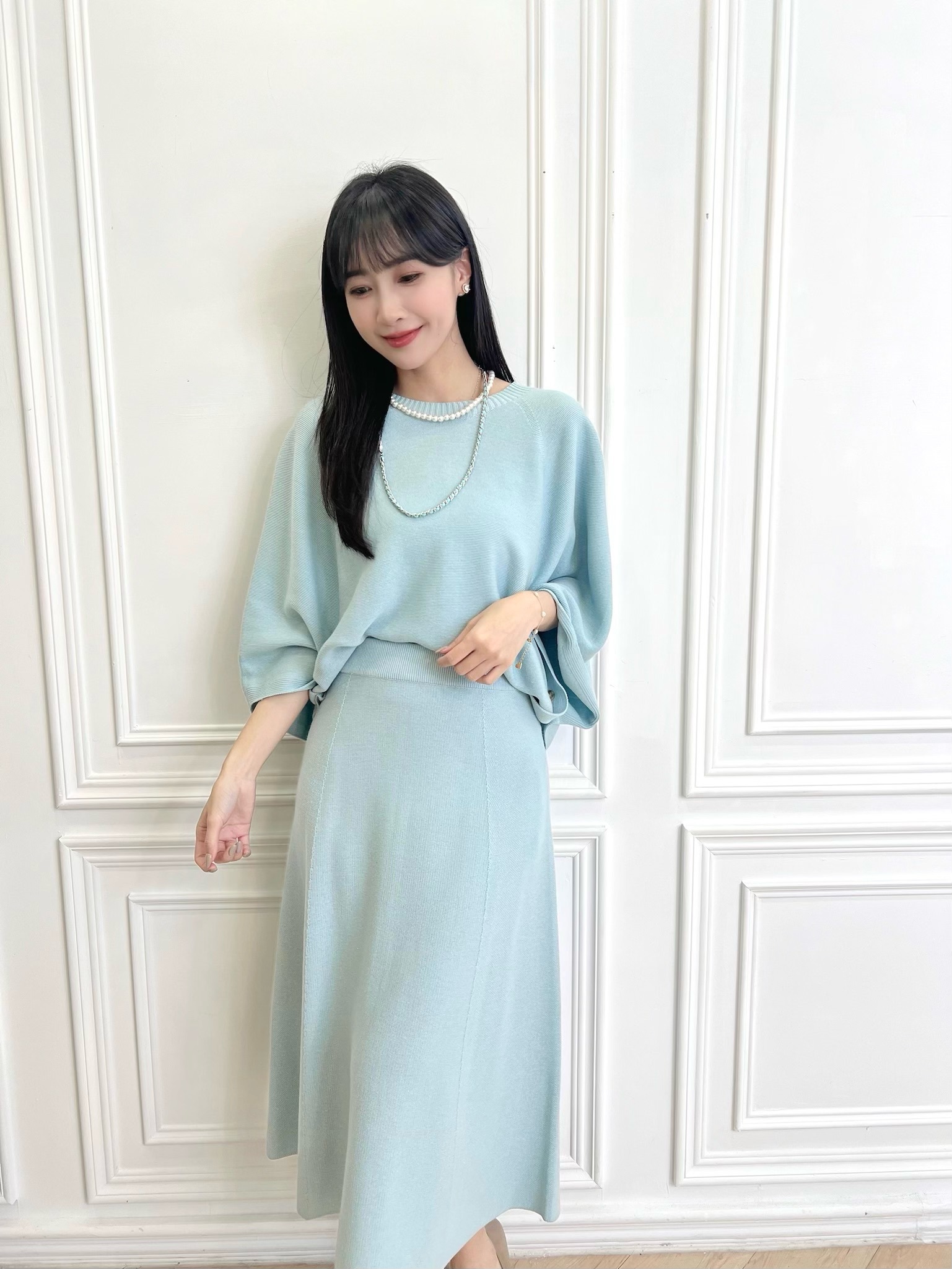 飛鼠袖下鈕釦上衣+傘裙套裝