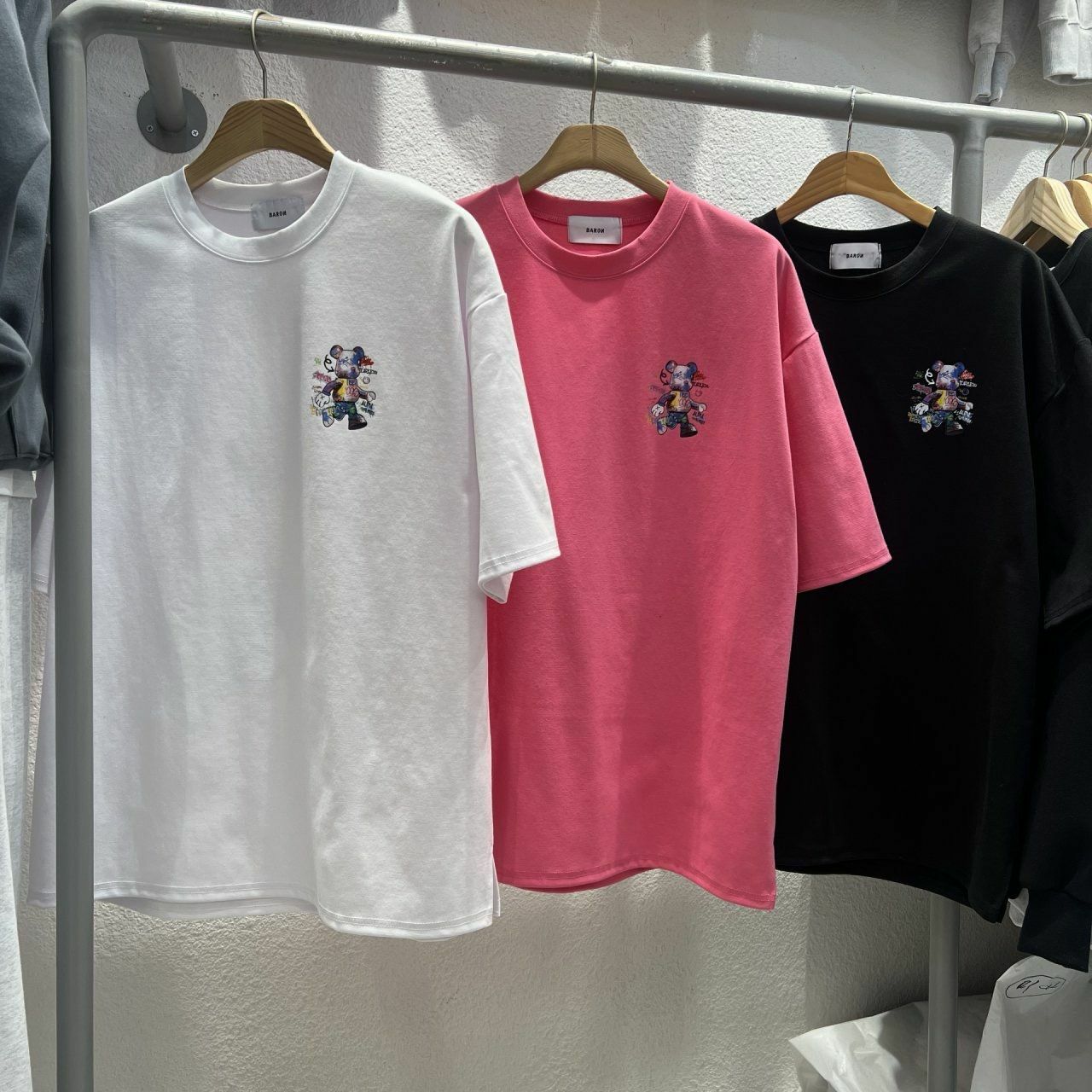 熊仔圖案英文字短袖Tee BARON-163T