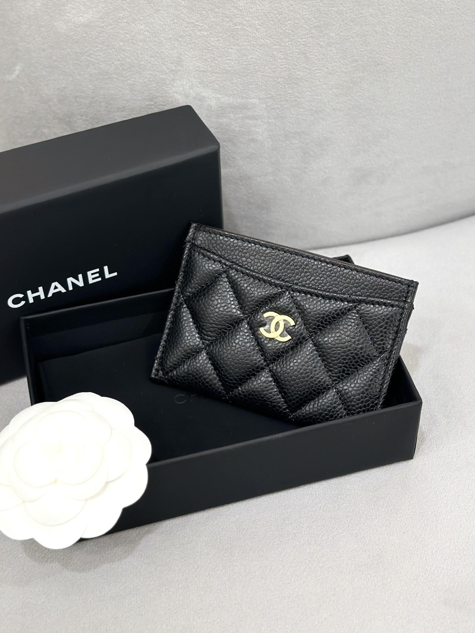 CHANEL Classic Cardholder AP0213