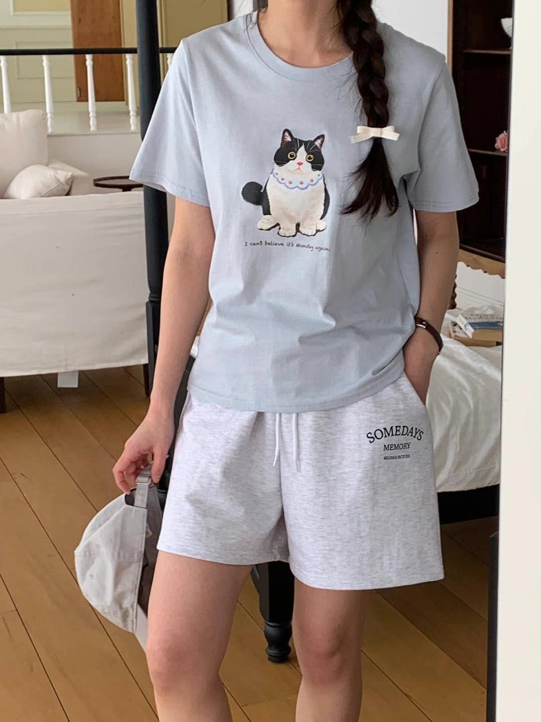 圍兜兜可愛貓咪tee