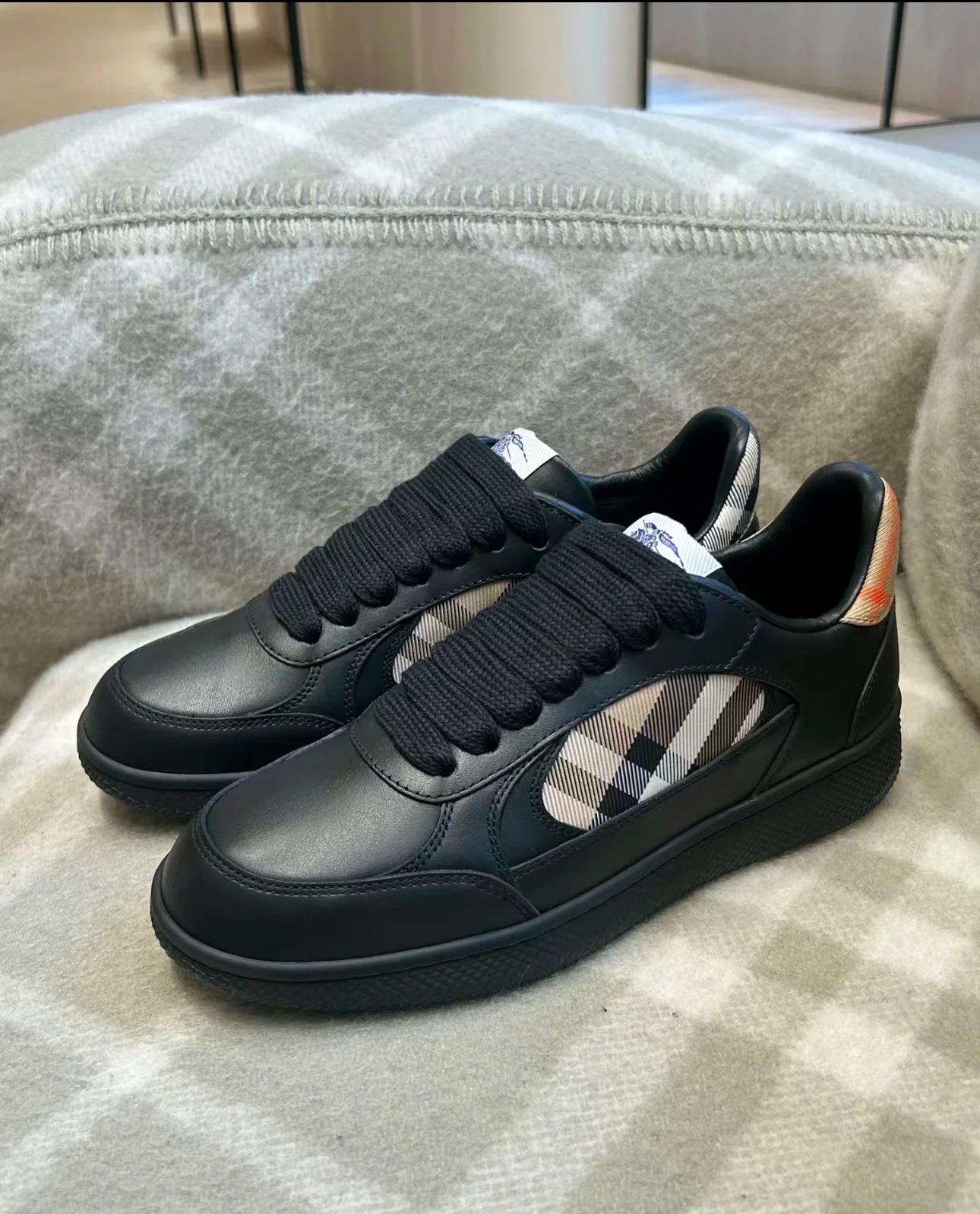 BBR 經典格仔 休閒鞋黑色