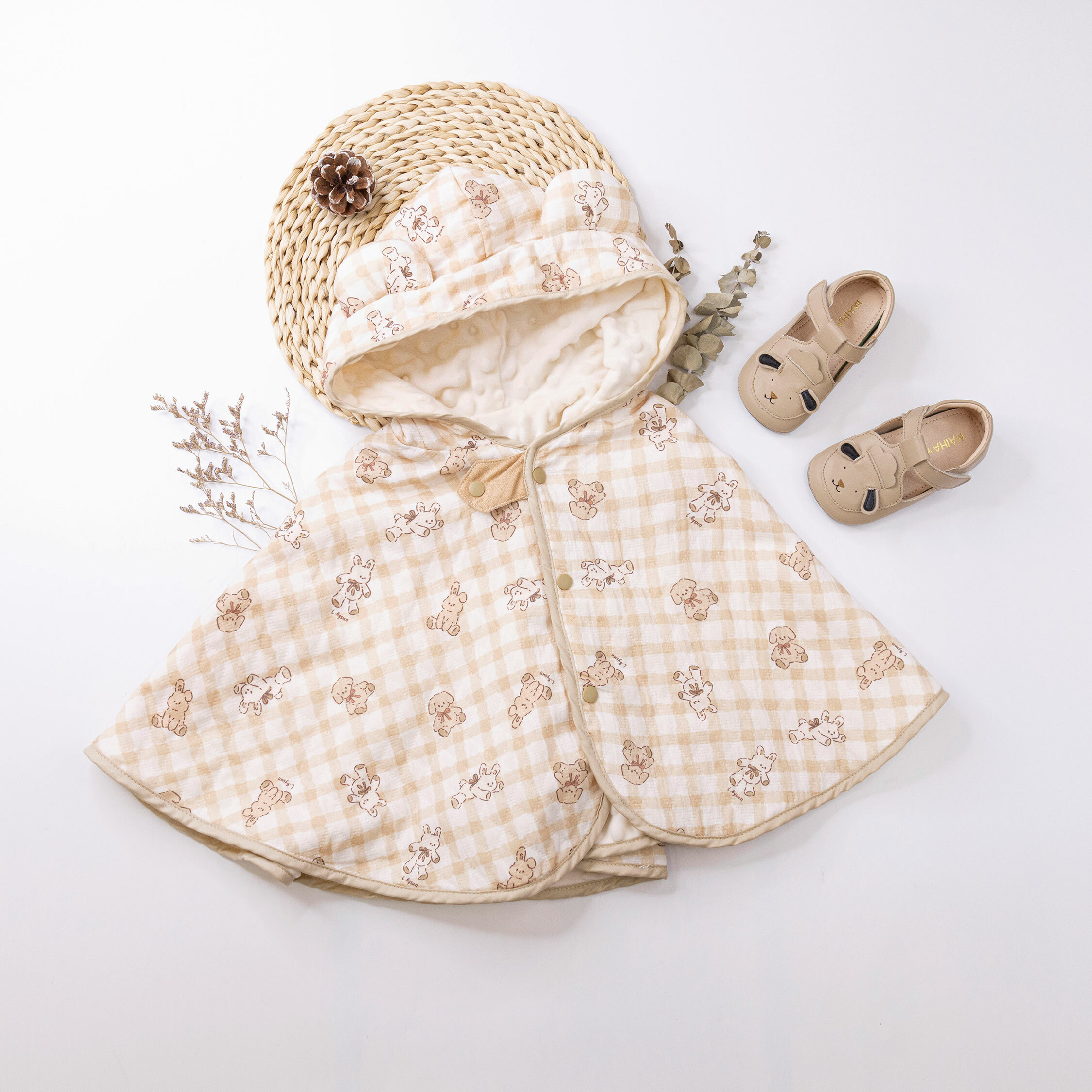 【JB0422】MIT熊兔格紋魔粒連帽小熊斗篷