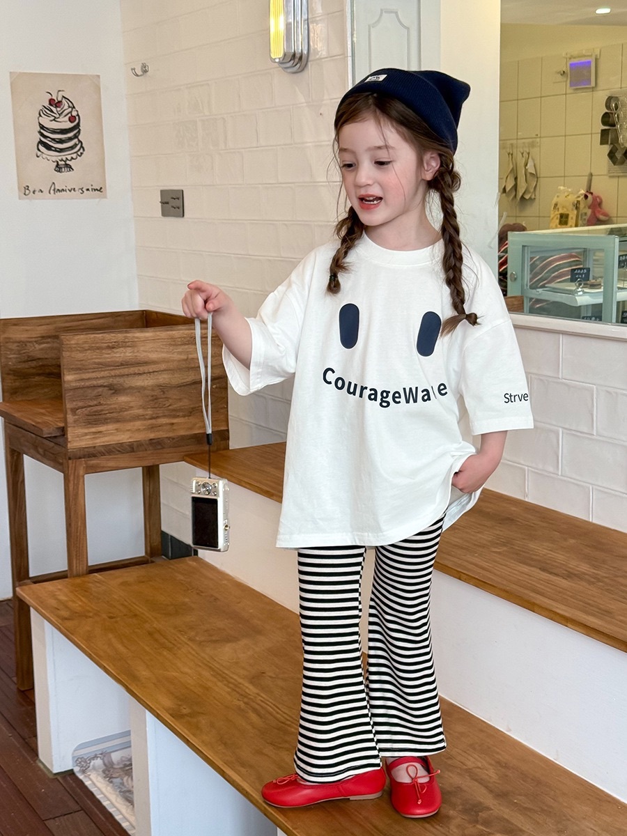 寬鬆感字母上衣