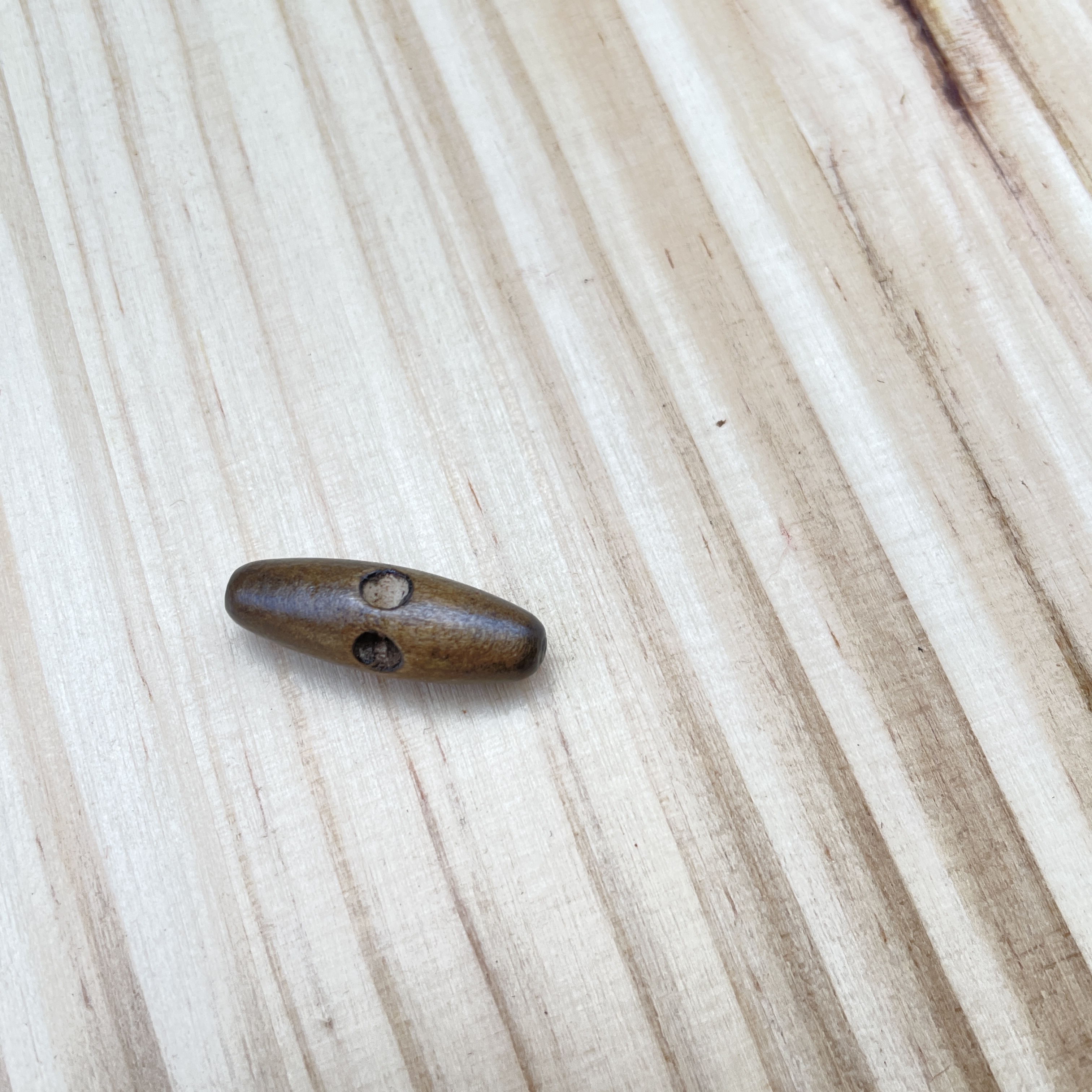 天然木質牛角扣 - 25mm