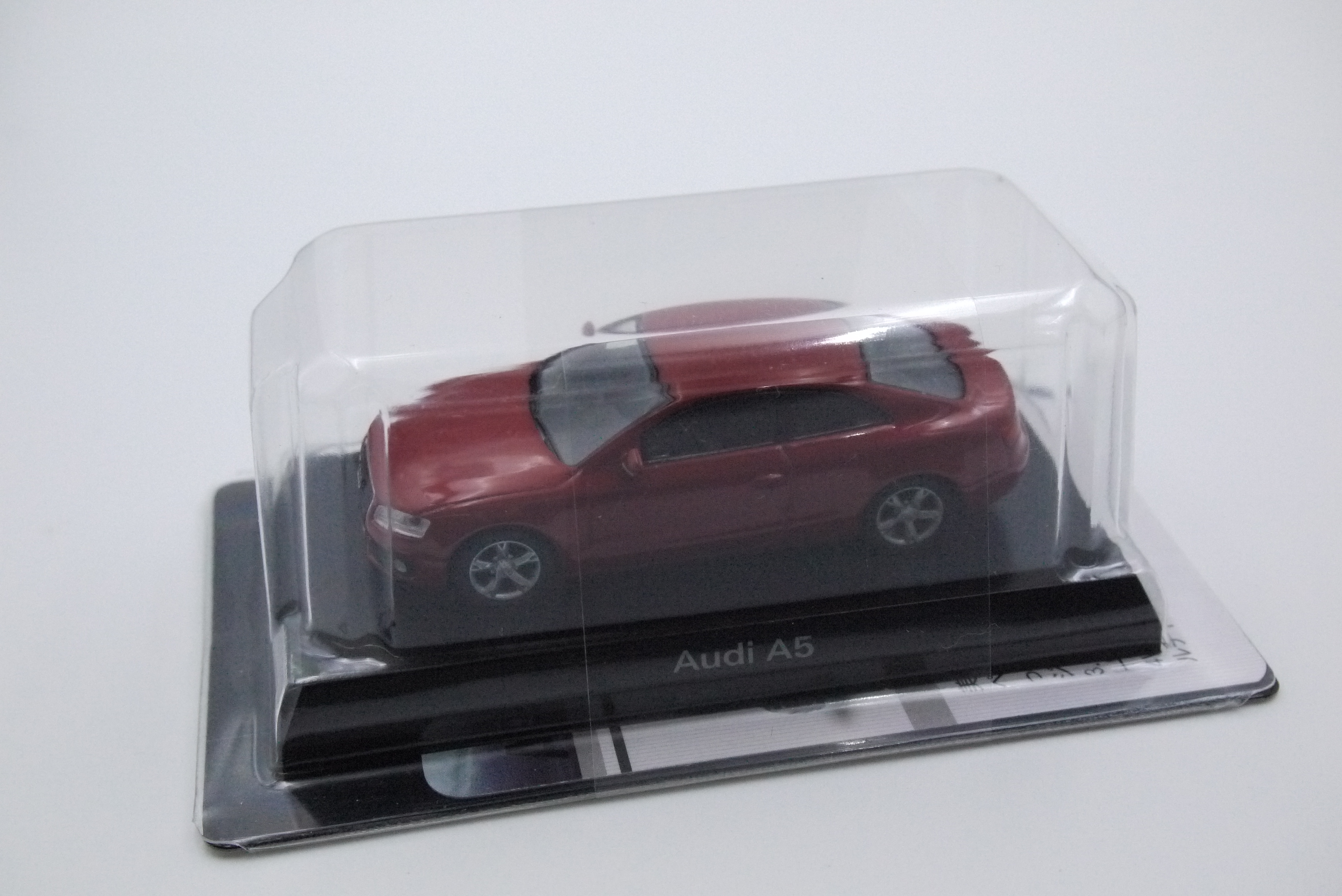 KYOSHO AUDI A5 RED