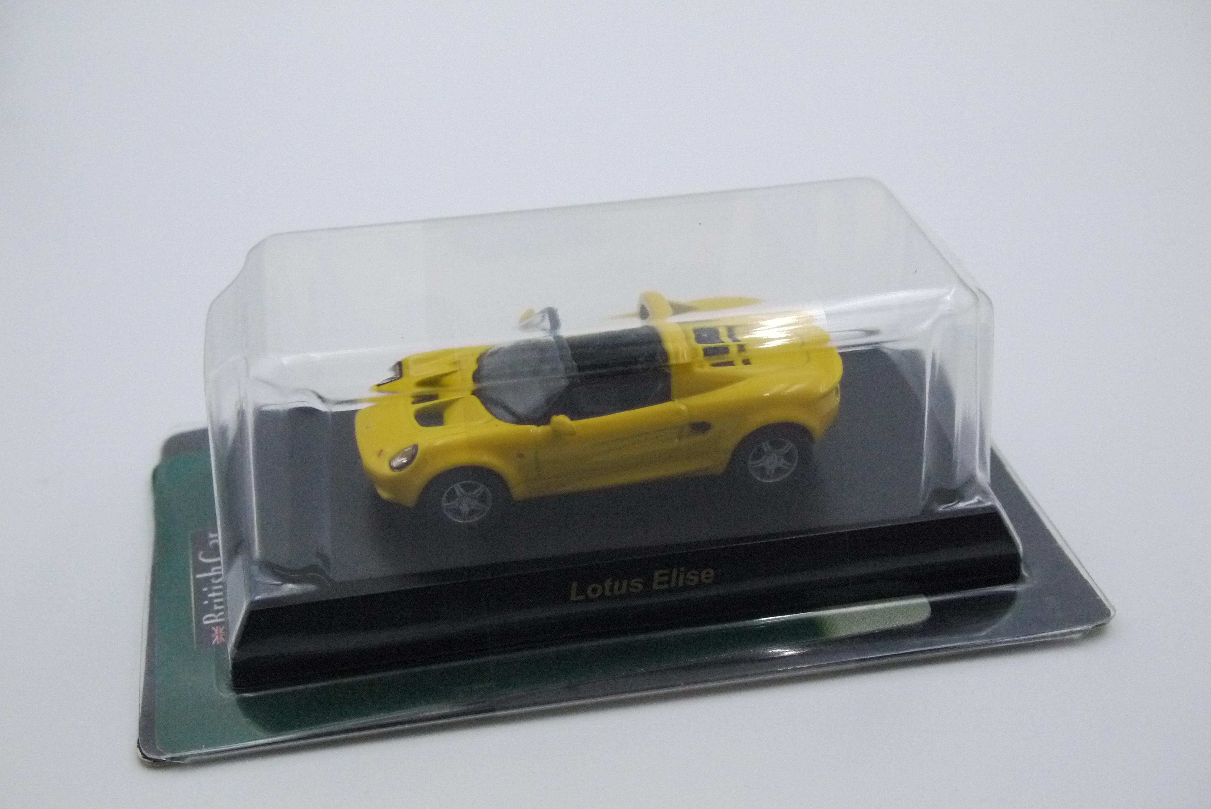 KYOSHO LOTUS ELISE YELLOW