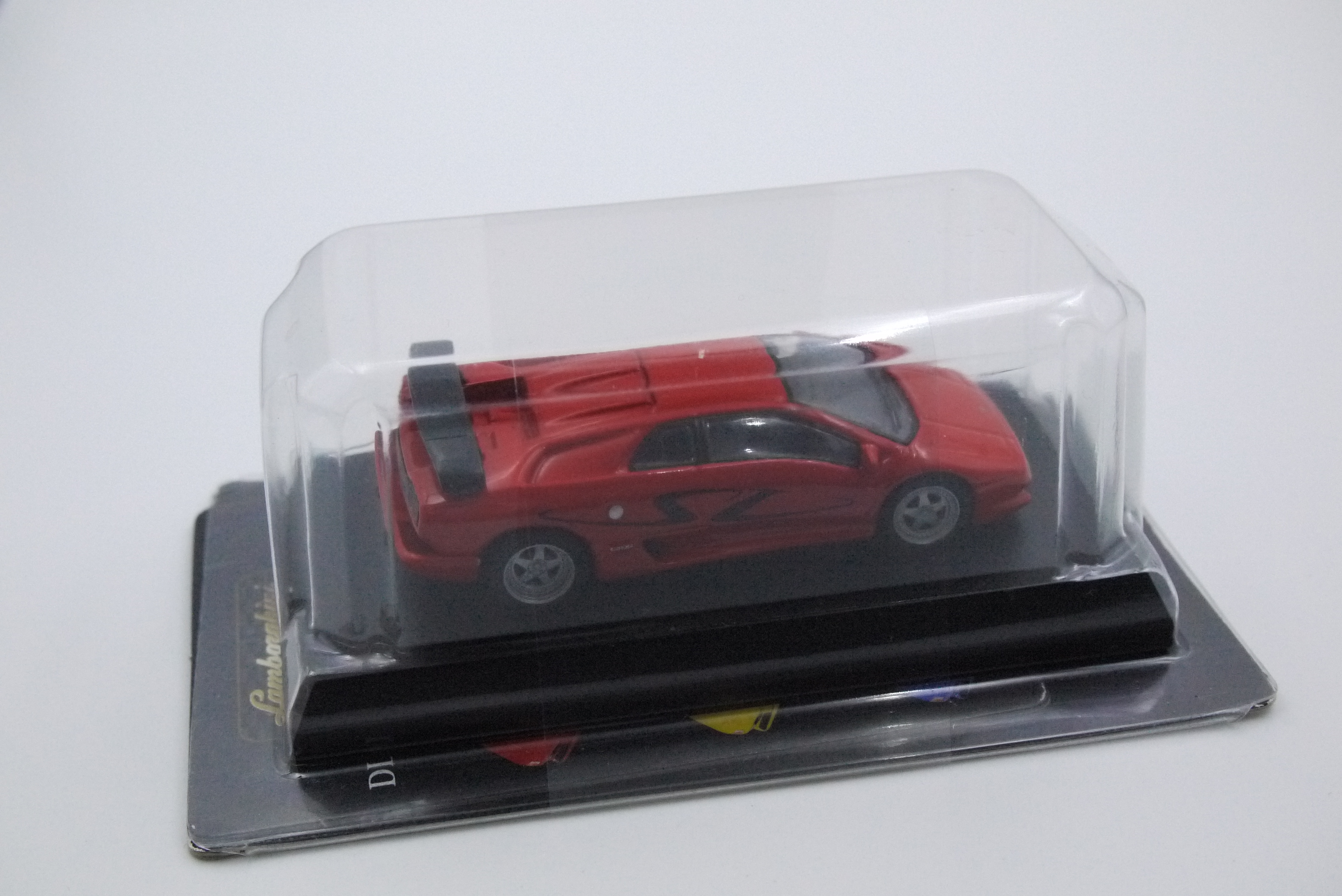 KYOSHO LAMBORGHINI DIABLO SV RED