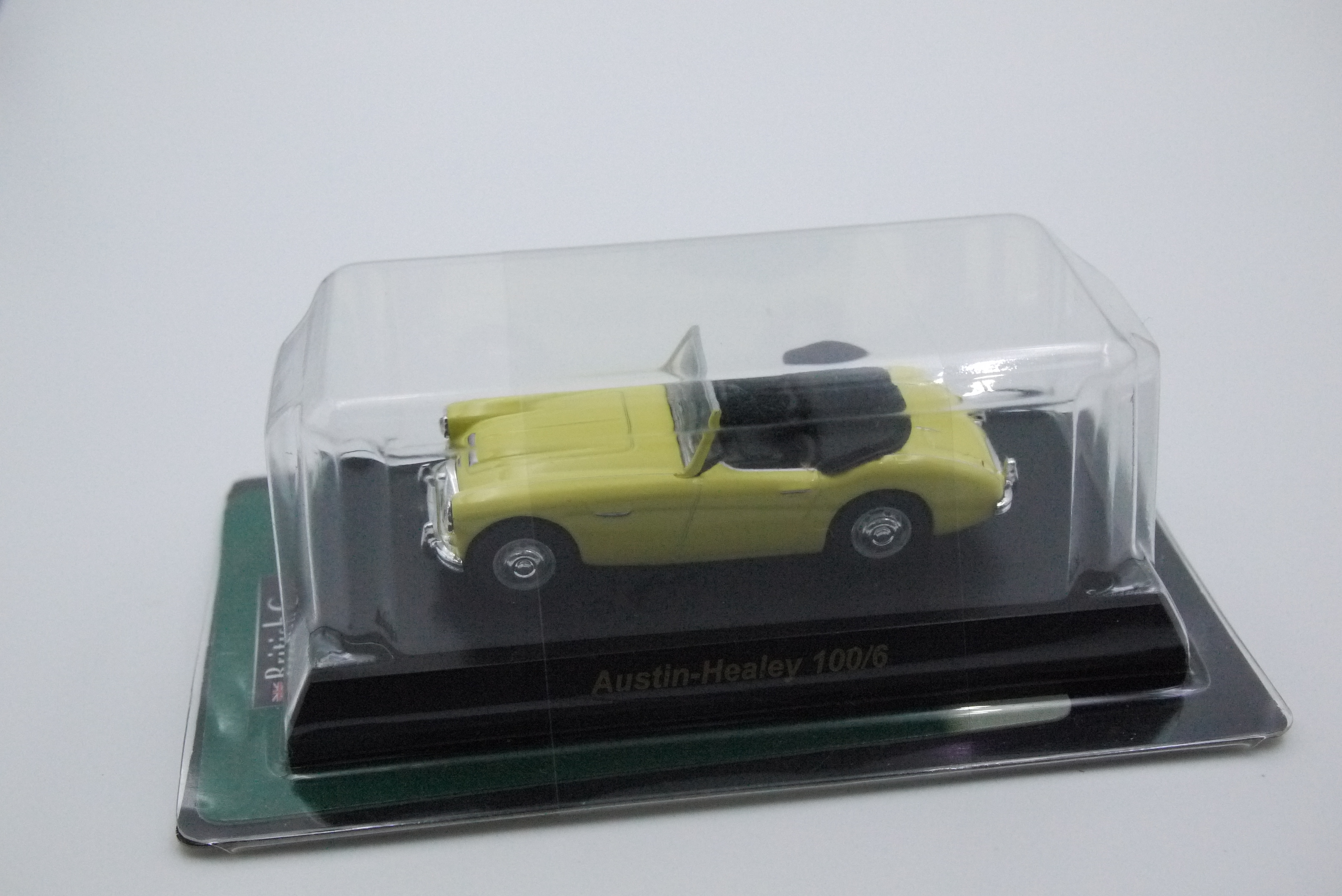 KYOSHO AUSTIN-HEALEY 100/6 YELLOW