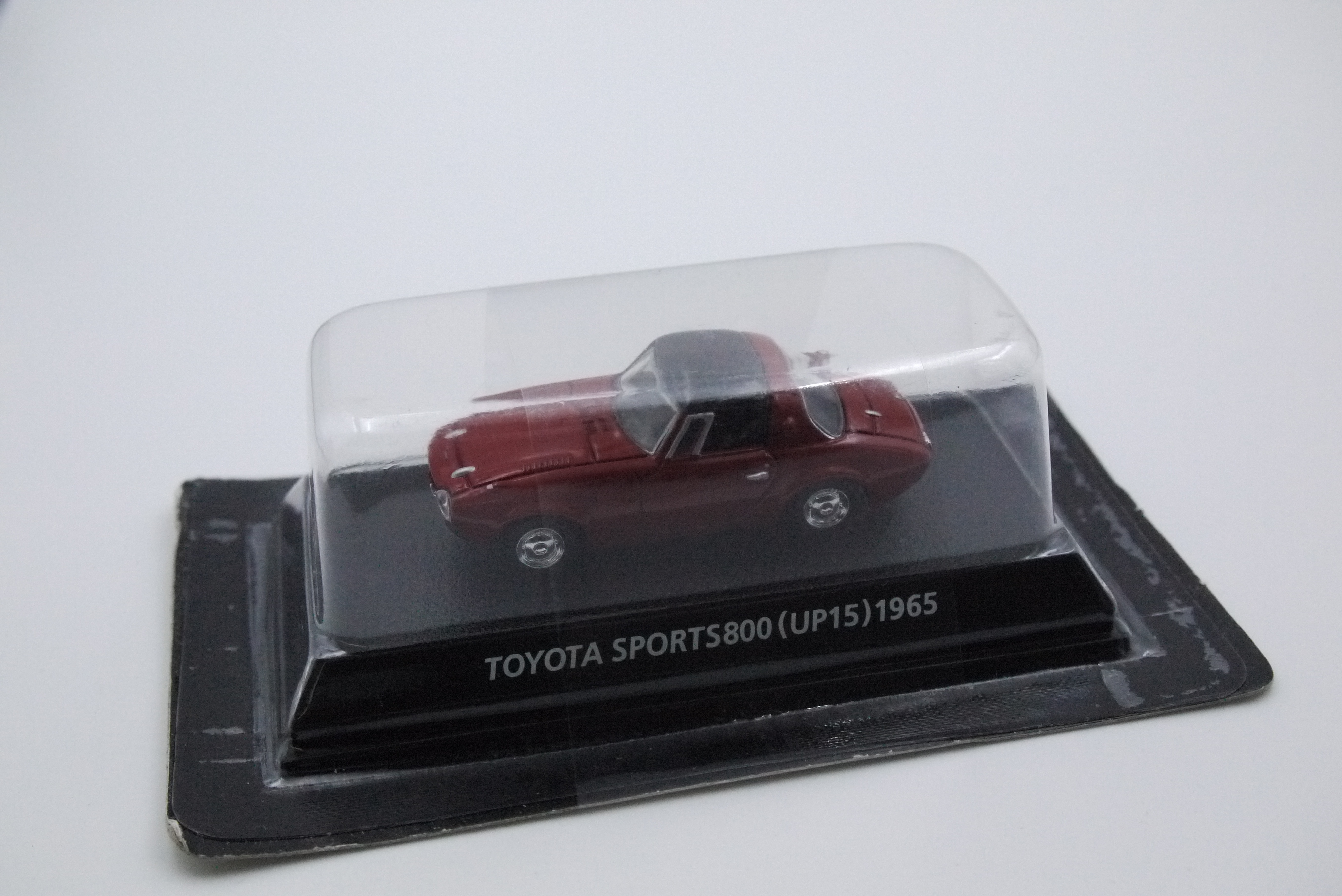 KYOSHO TOYOTA SPORTS800 (UP15) 1965 RED