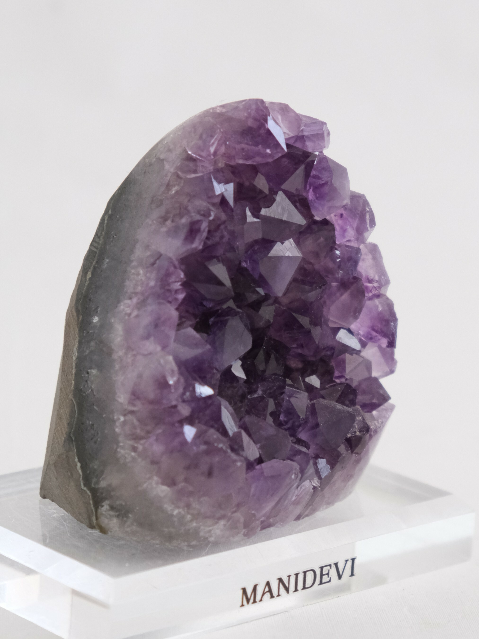 紫晶鎮Amethyst Geode