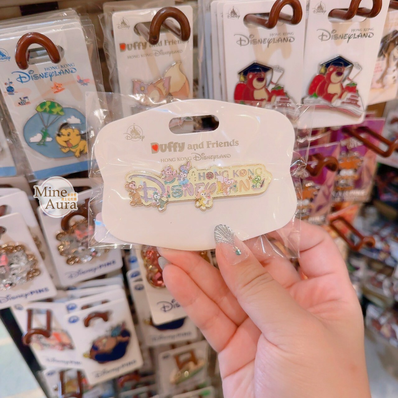 樂園限定 達菲 Duffy 與好友們 圖案 造型 徽章 PIN -香港迪士尼樂園