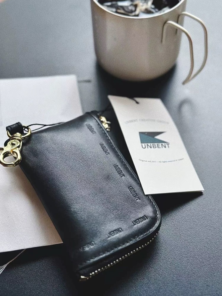 Unbent 25 s/s 馬皮掛扣卡包零錢包(銀鏈版）