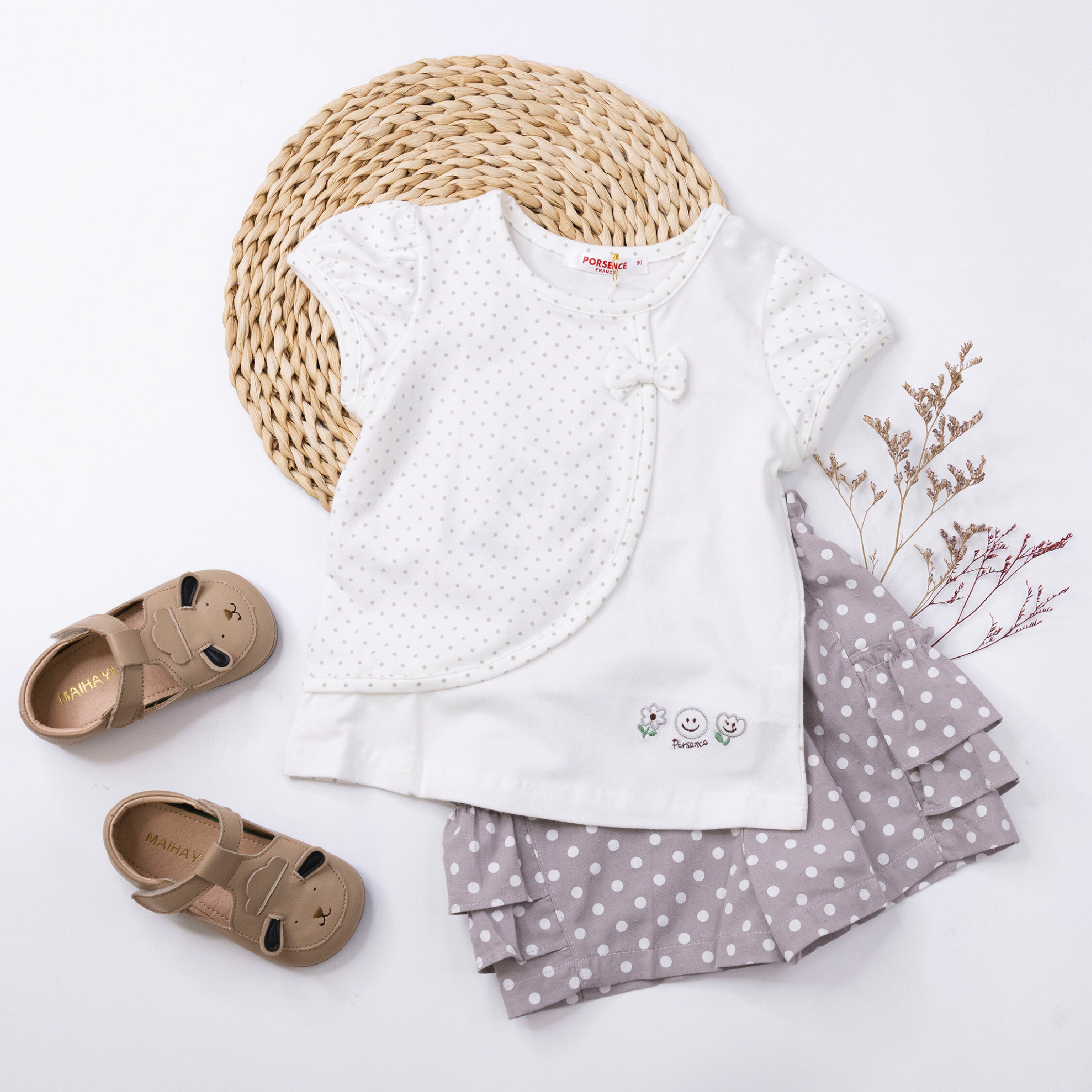 波紳士【12040】甜甜花朵笑臉點點拼接上衣＊二色