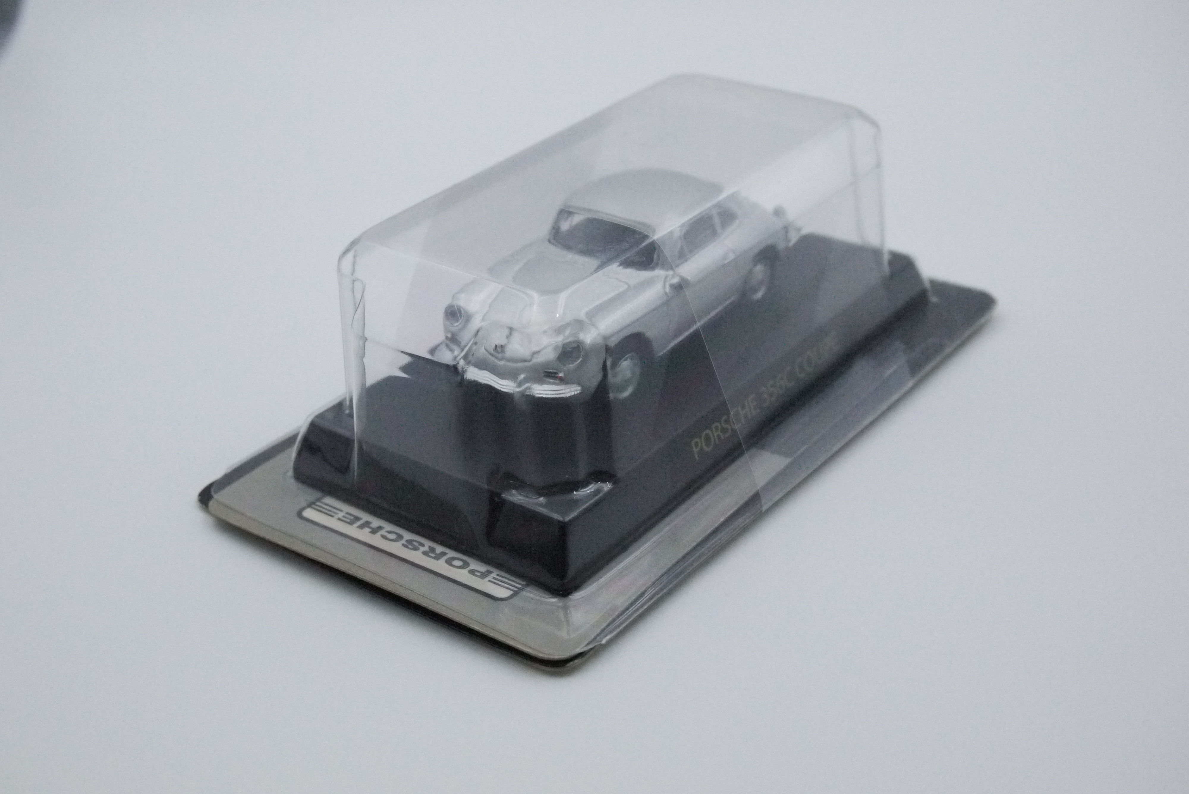 KYOSHO PORSCHE 356C COUPE SILVER