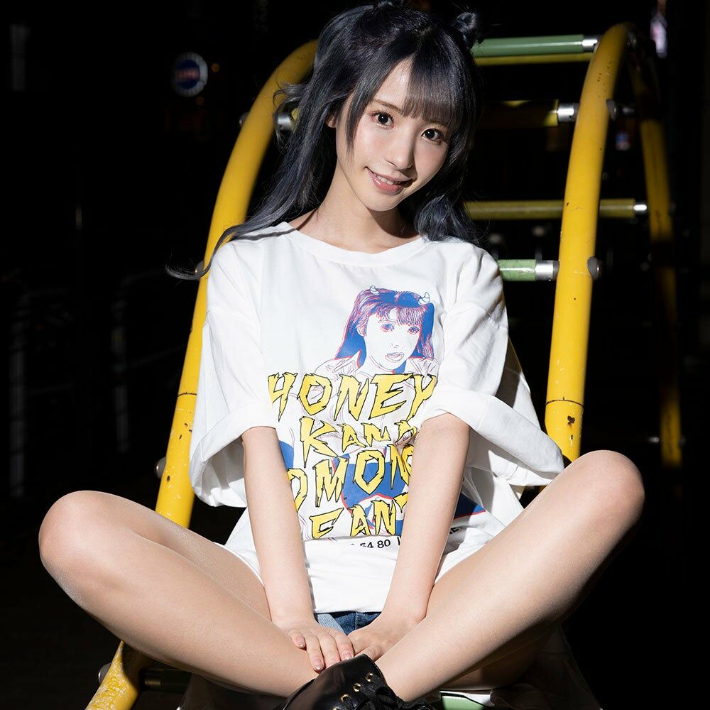 桃乃木かな オリジナル Tシャツ TEE