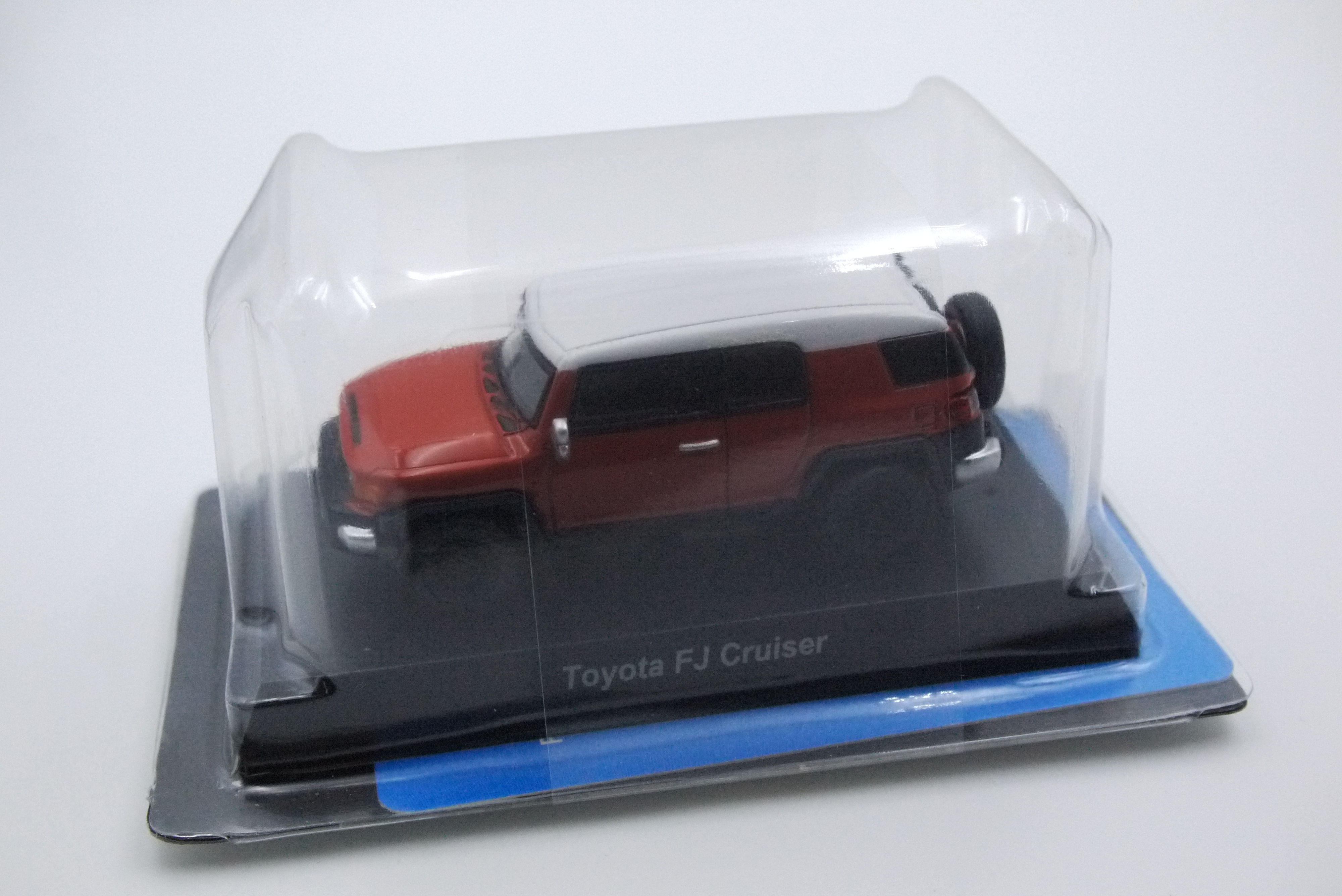 KYOSHO TOYOTA FJ CRUISER ORANGE