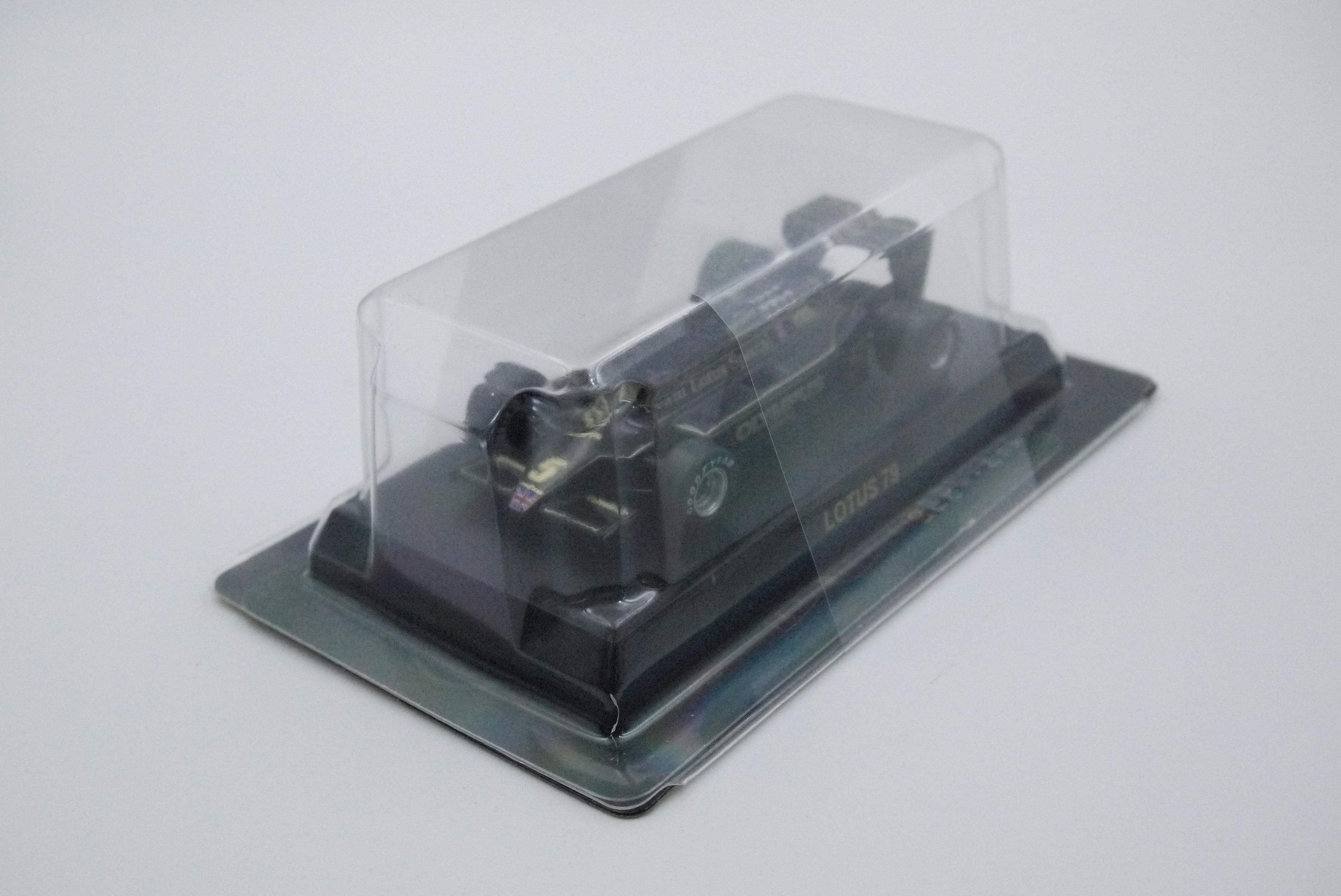 KYOSHO LOTUS 79 BLACK GOLDEN #5