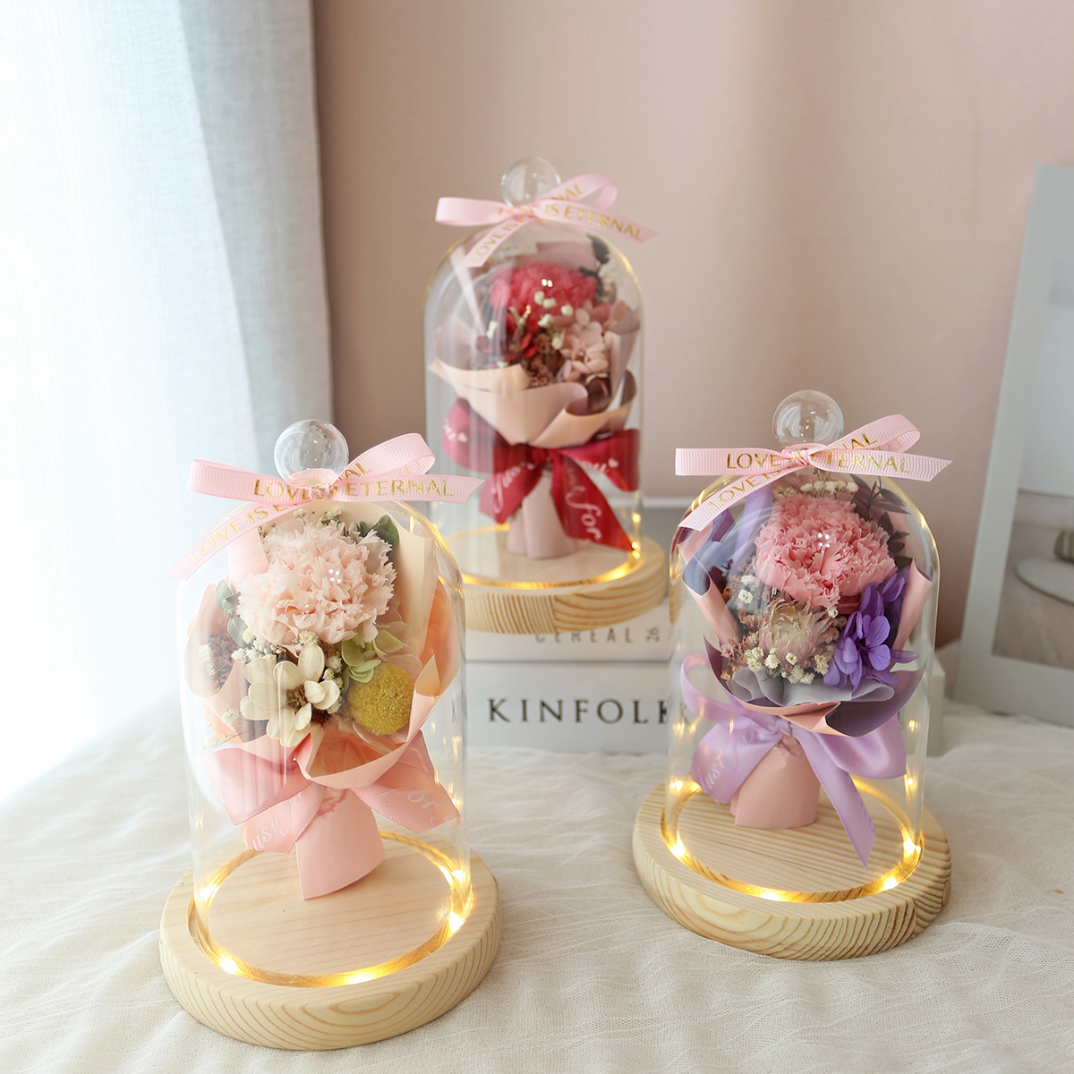 S03｜康乃馨小花束罩盅