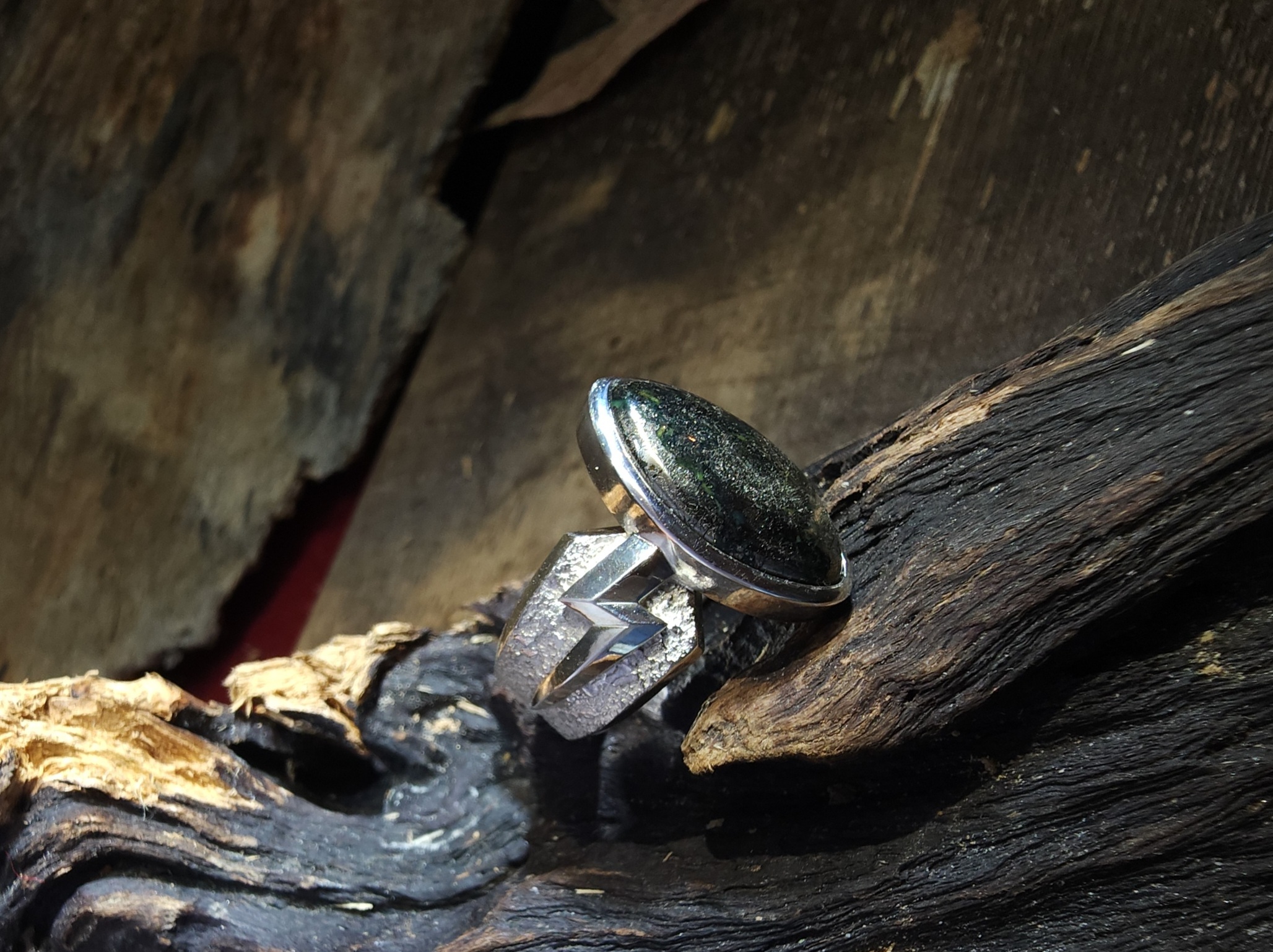 *Black Venom Jewelry- Freedom & Prayer 純銀銳角閃電戒鑲 Morenci II松石