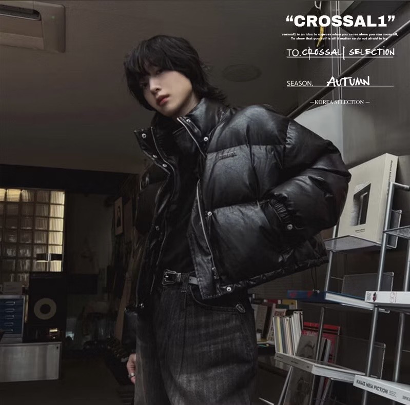 短版皮革羽絨外套