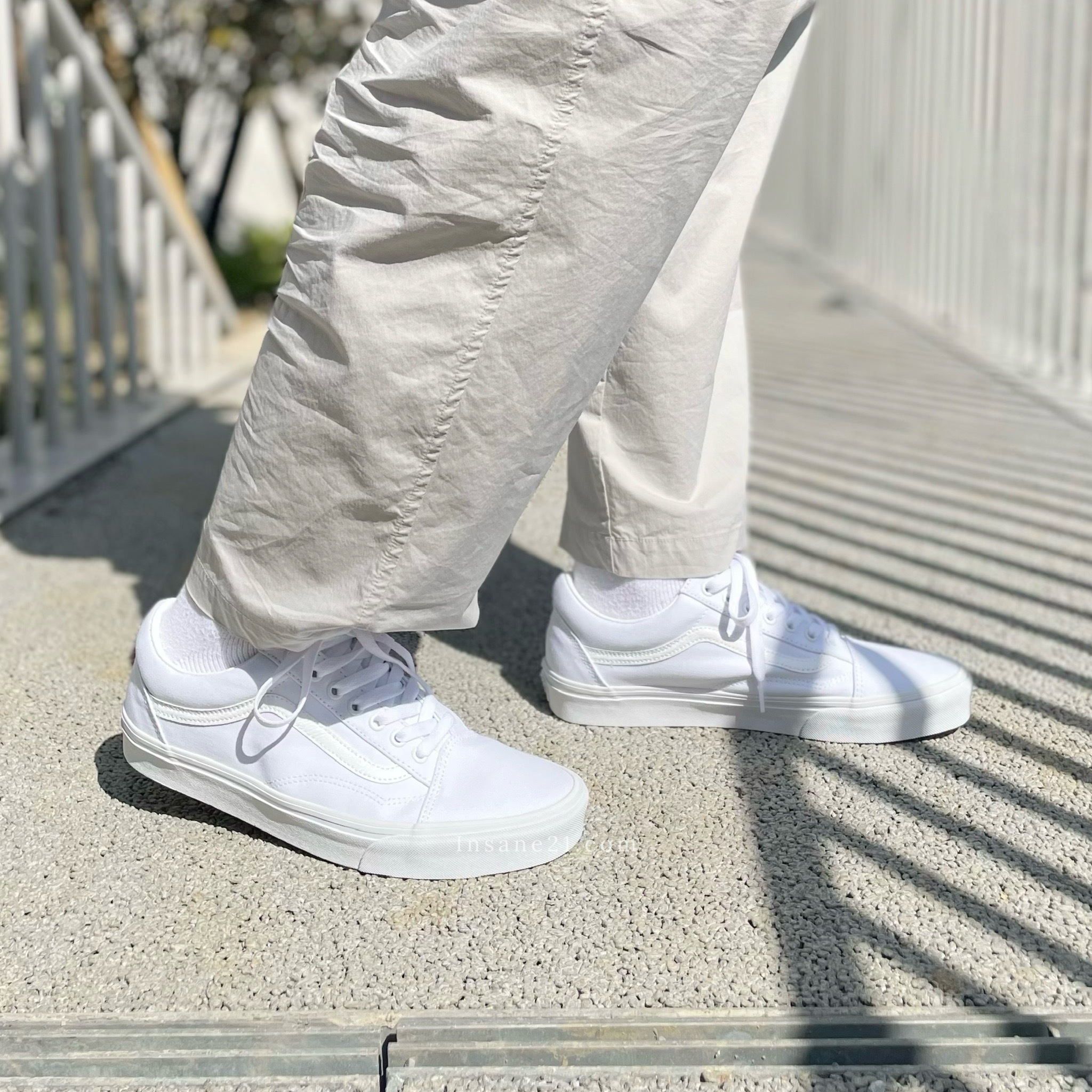 VANS OLD SKOOL  全白  小白鞋 基本款 帆布鞋 滑板鞋 VN000D3HW00