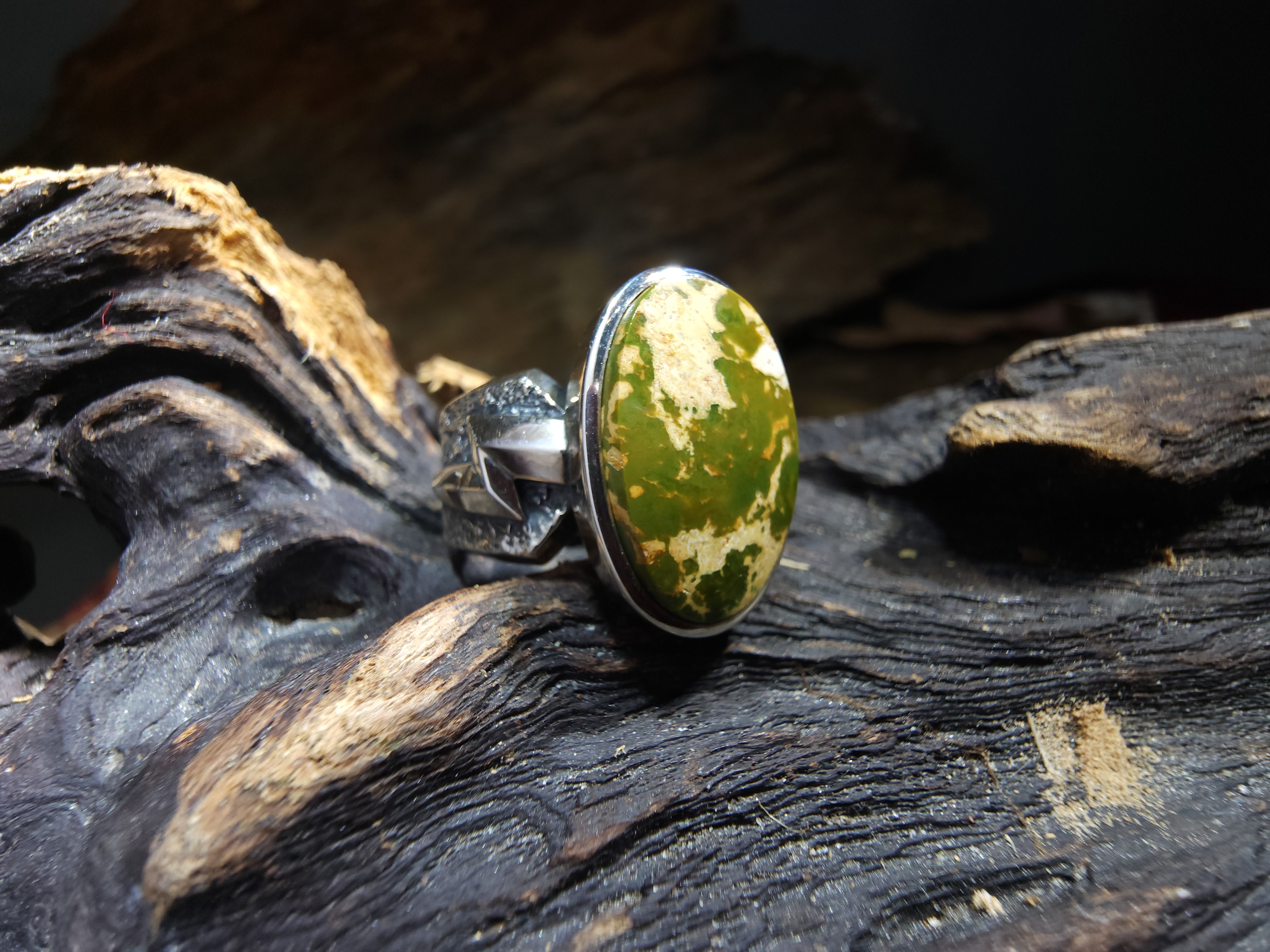 *Black Venom Jewelry- Freedom & Prayer 純銀銳角閃電戒鑲 Pilot Mt.松石