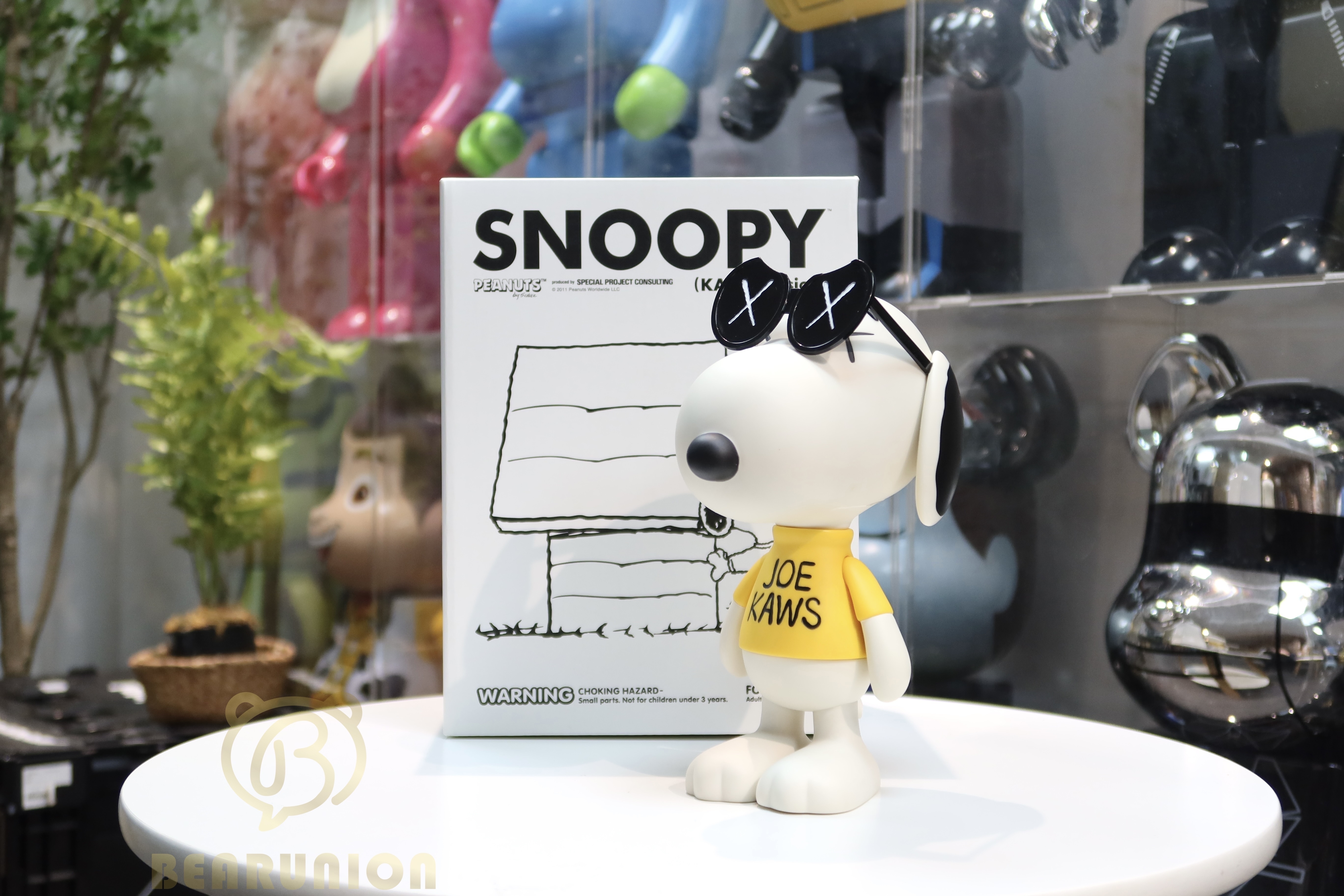 🥇現貨🥇 KAWS x Peanuts Joe Snoopy Vinyl Figure