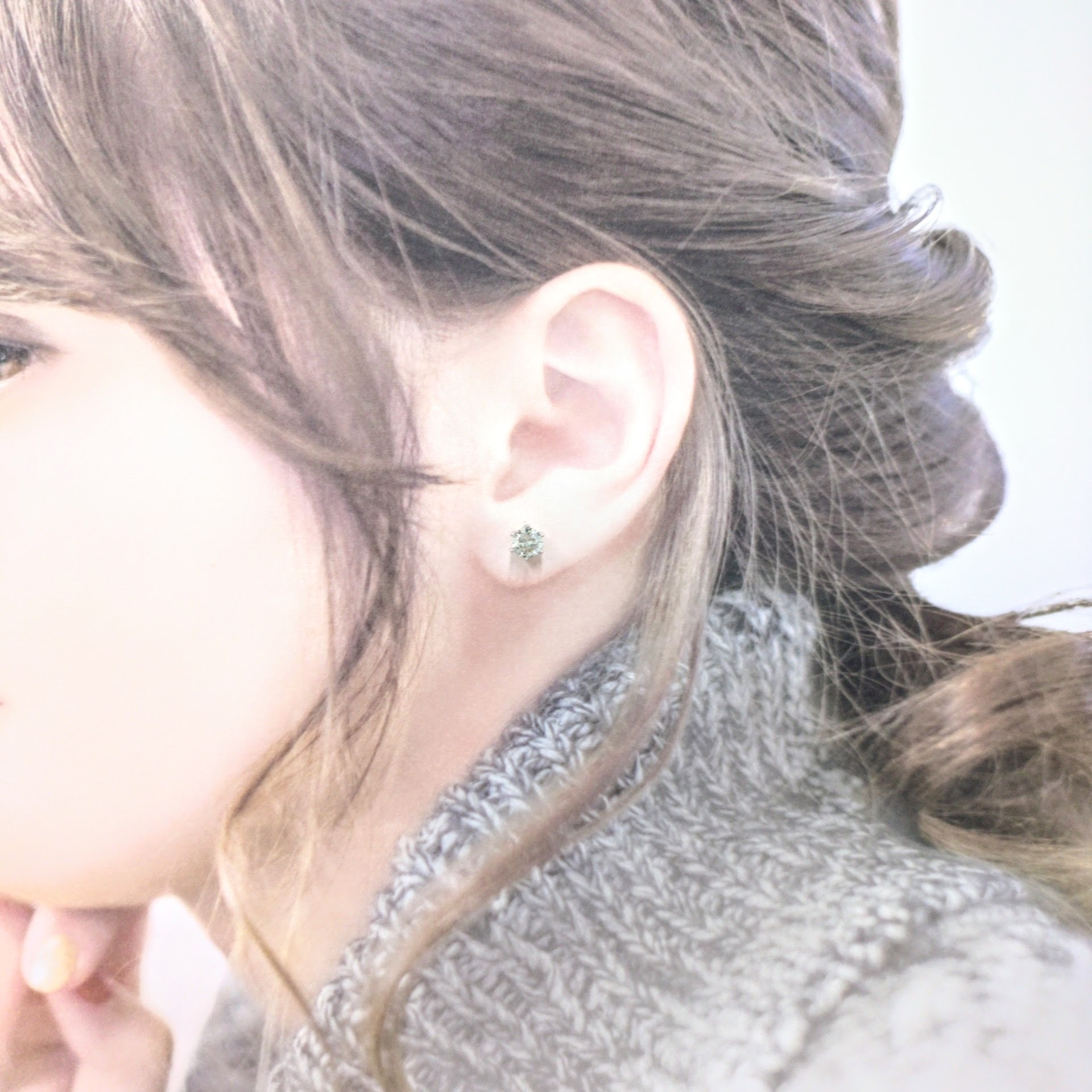 全新18K白金【主石1卡44份香檳色鑽石】耳環