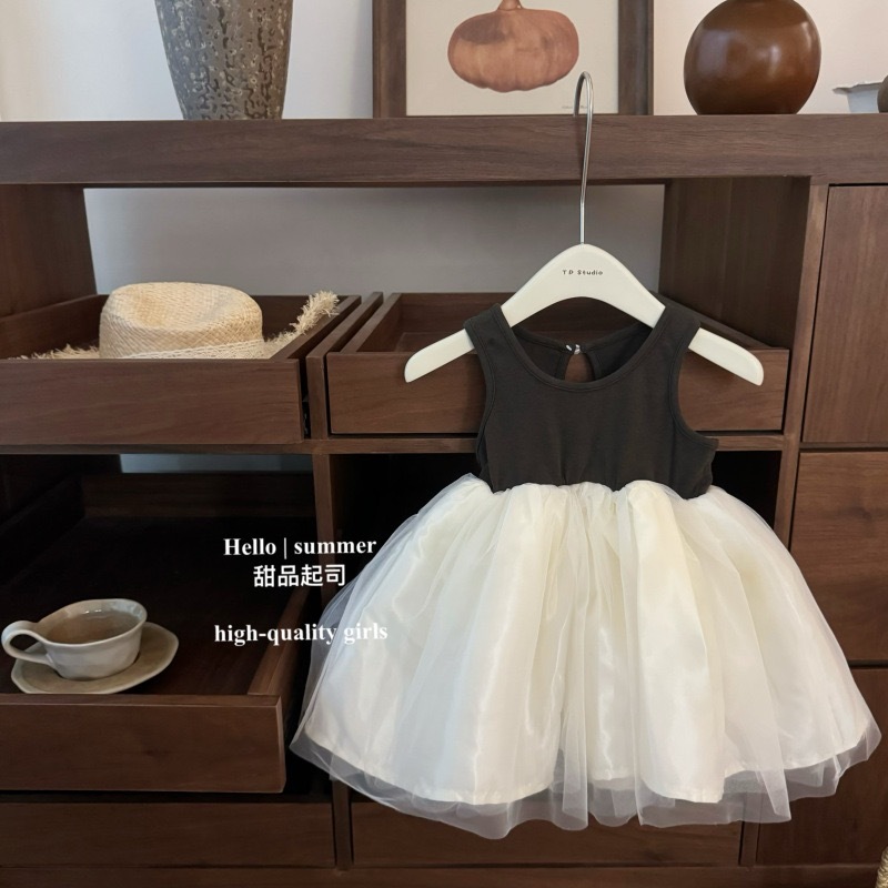 黑色拼接紗裙洋裝