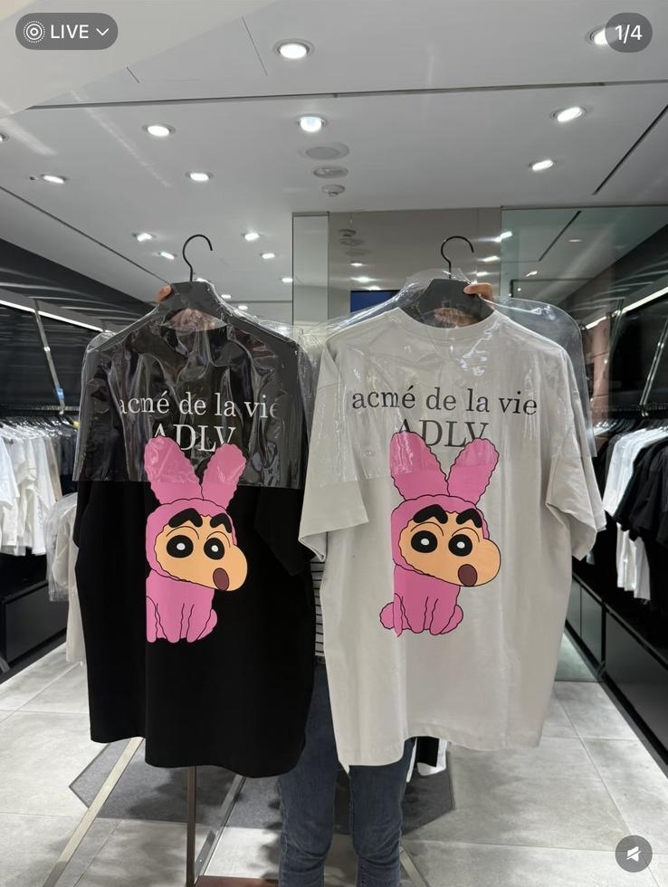 【韓國預購】AK032201 ADLV X 兔兔款蠟筆小新特別版短袖上衣