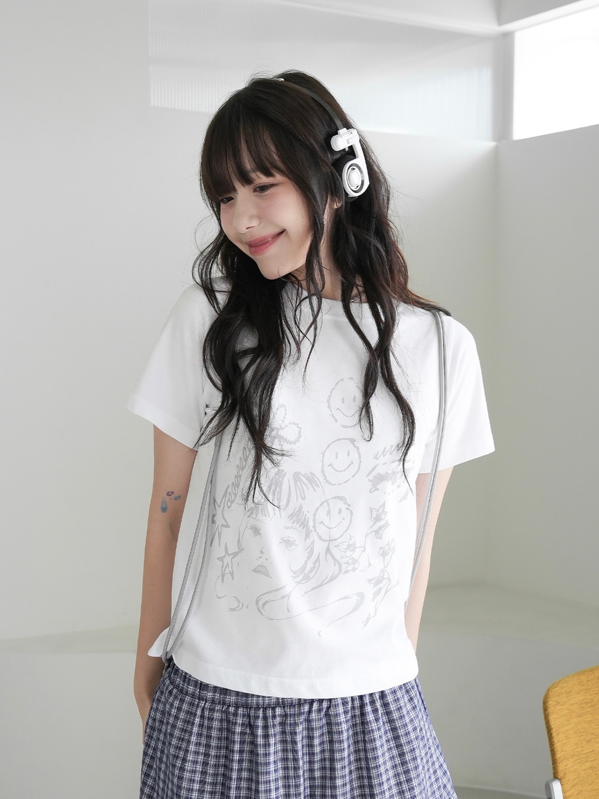 【優惠現貨】韓國微笑TEE（2色）